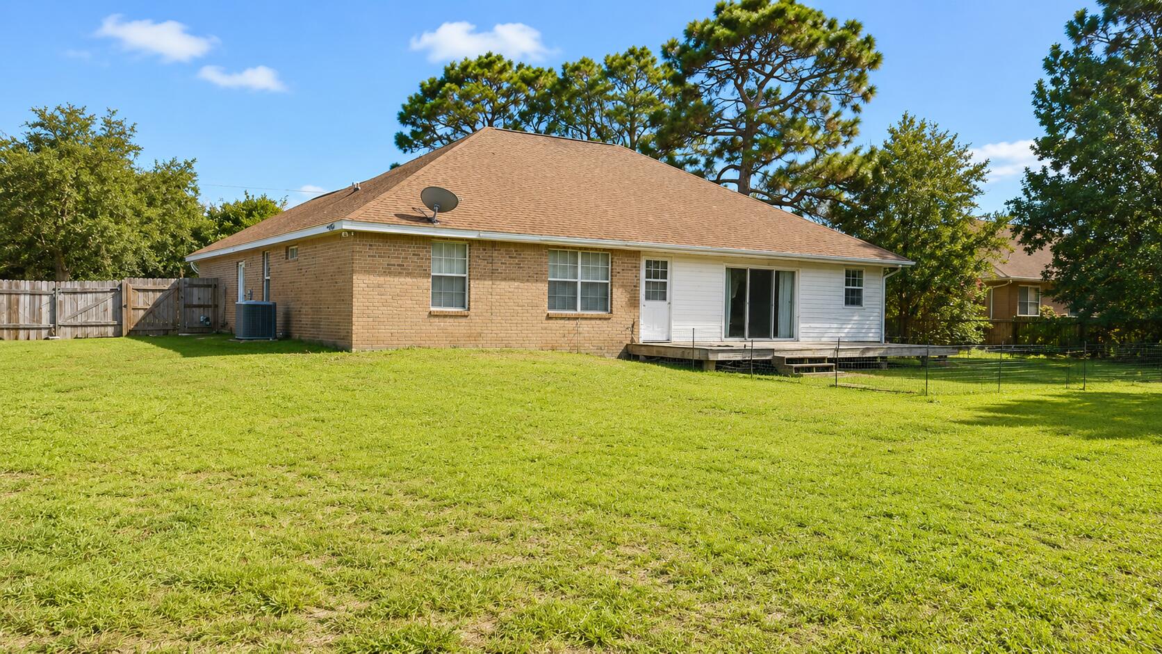 7220 Frankfort Street Navarre FL 32566