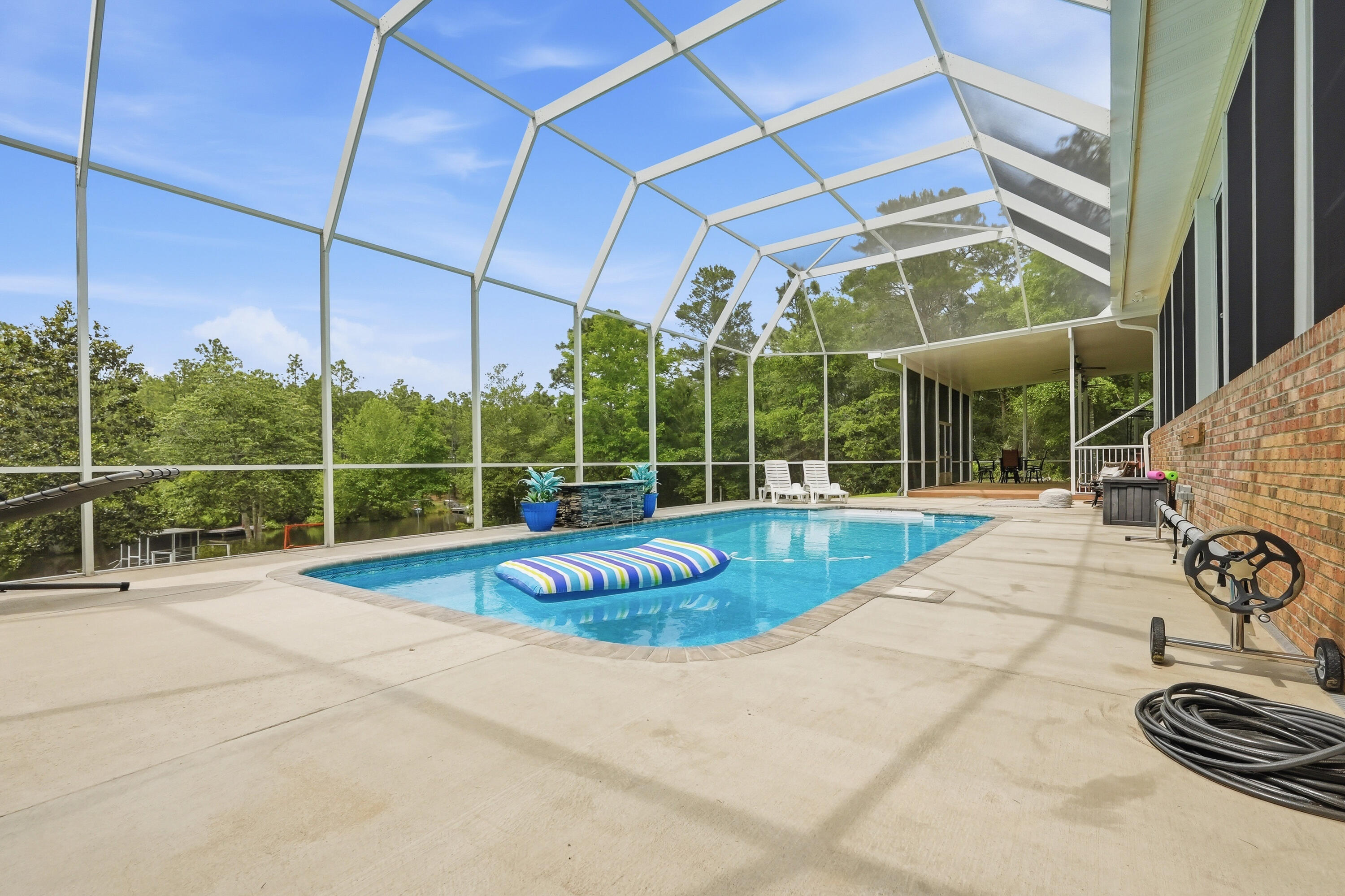 4063 Lakeview Drive Crestview FL 32539