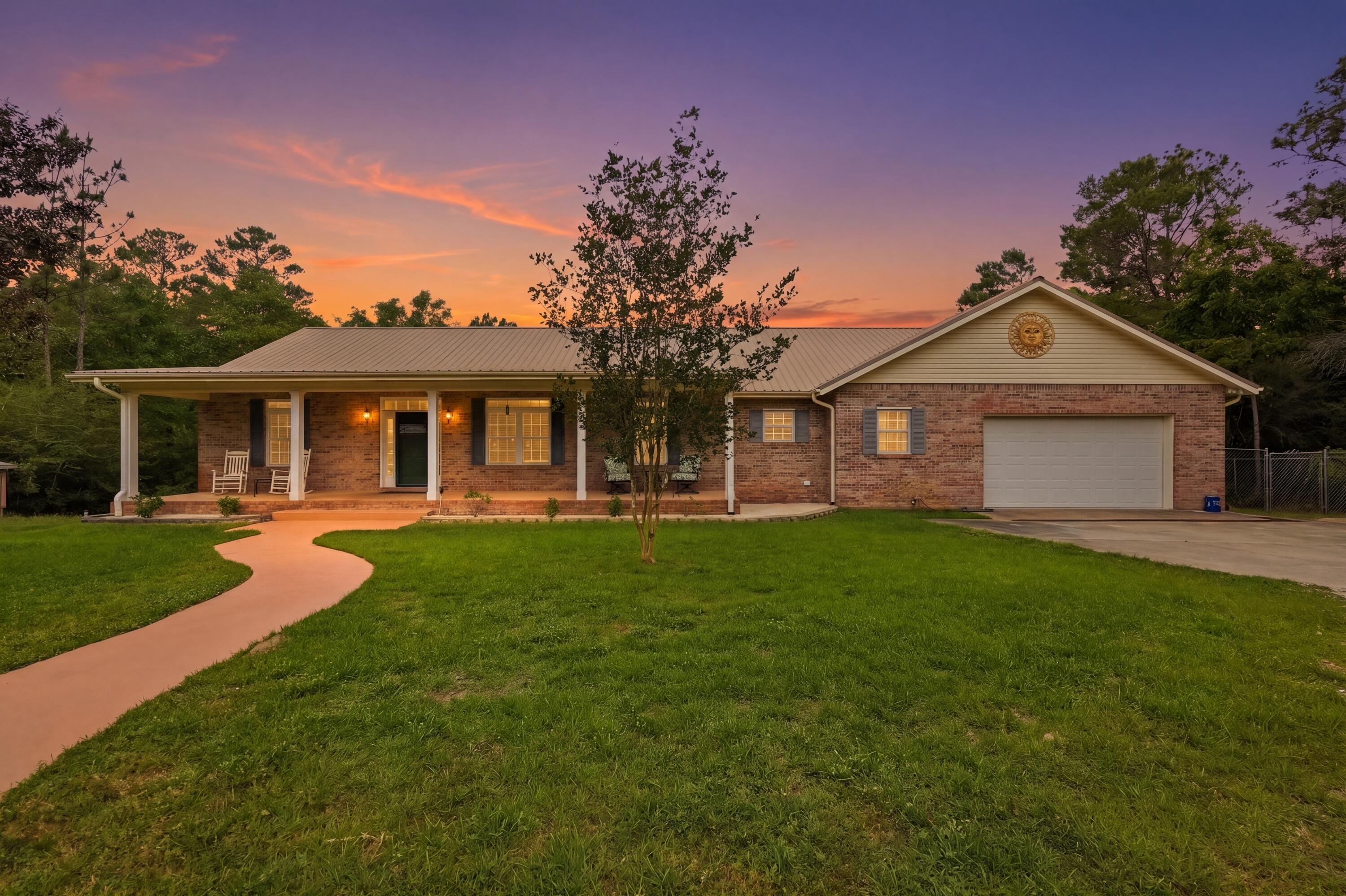 4063 Lakeview Drive Crestview FL 32539