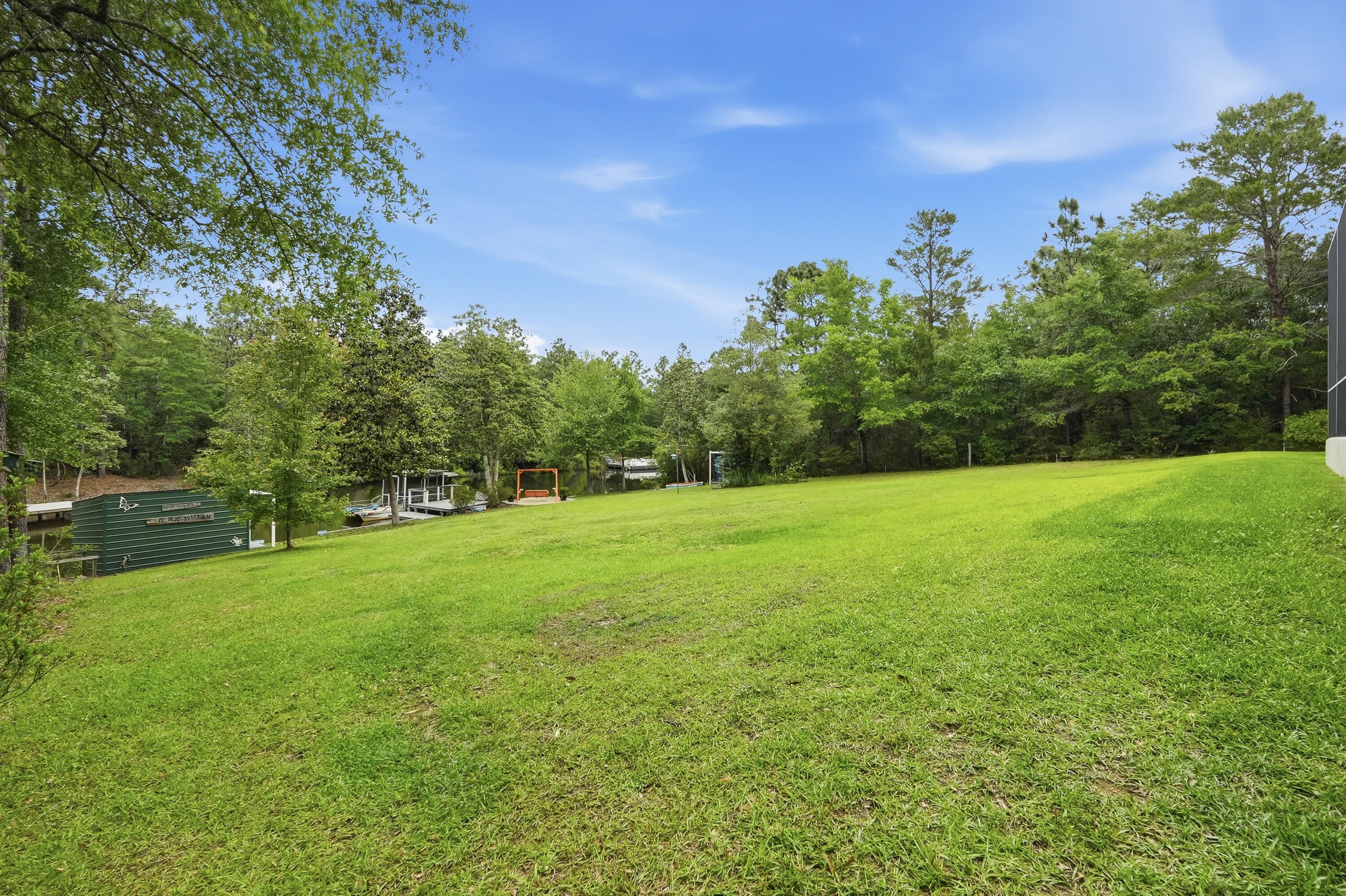 4063 Lakeview Drive Crestview FL 32539