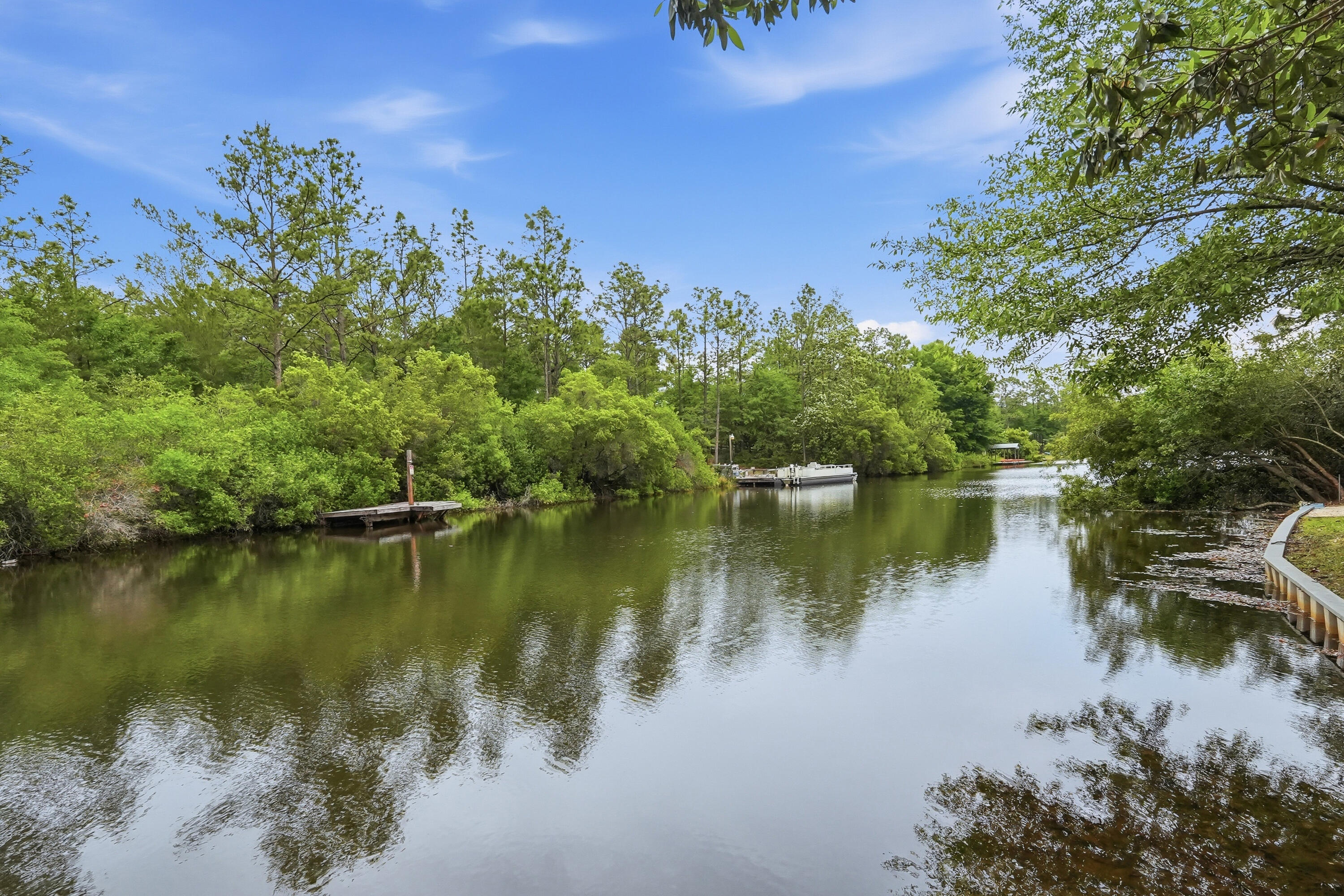 4063 Lakeview Drive Crestview FL 32539