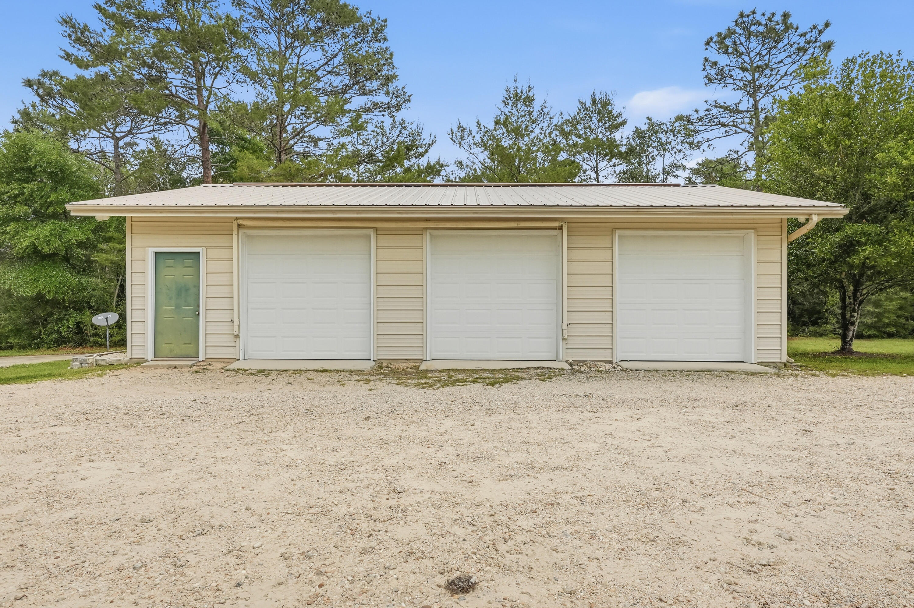 4063 Lakeview Drive Crestview FL 32539