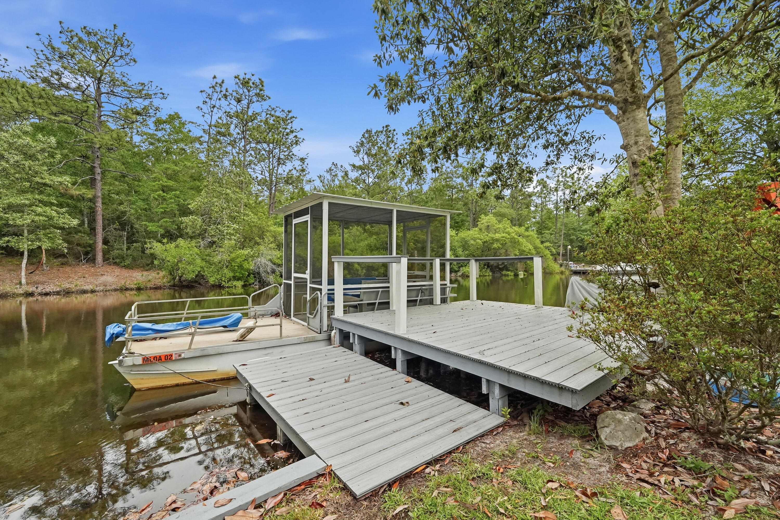 4063 Lakeview Drive Crestview FL 32539