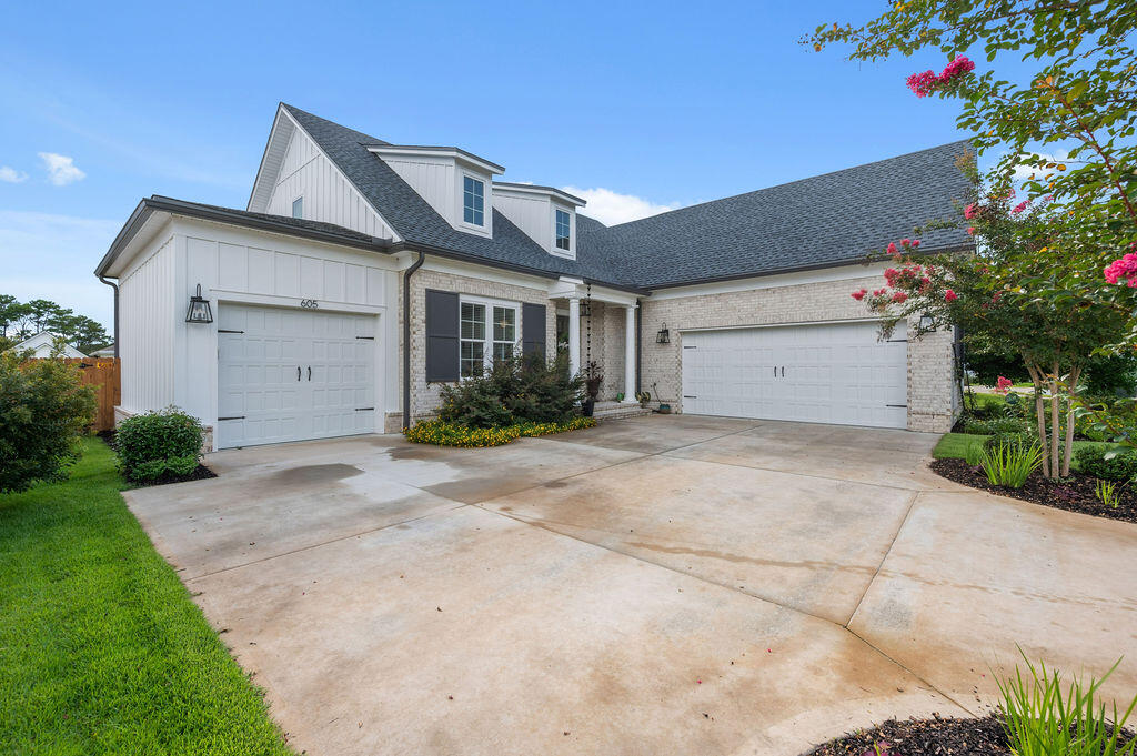 605 Chamomile Court Niceville FL 32578