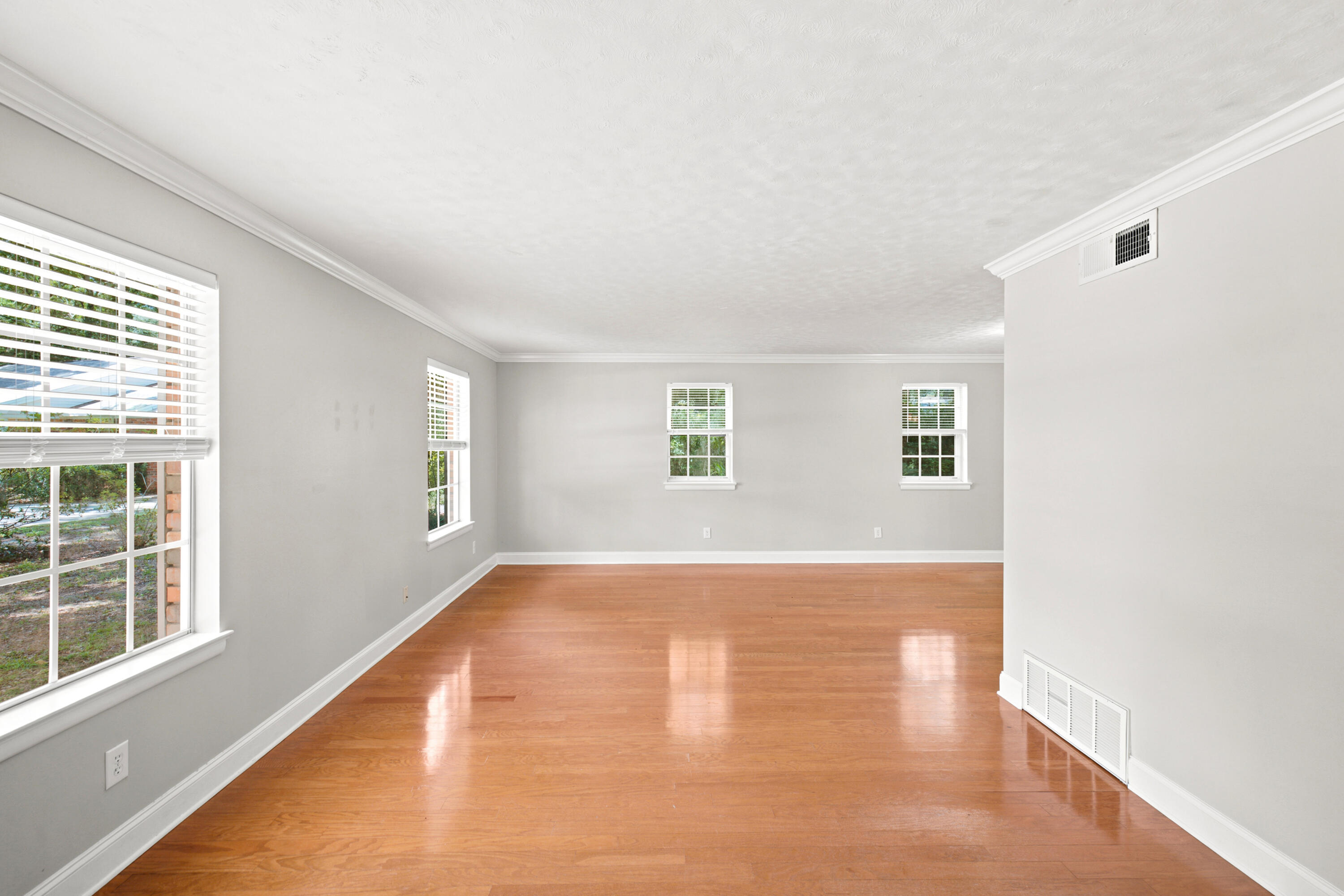 20 NW Sherwood Road Fort Walton Beach FL 32547