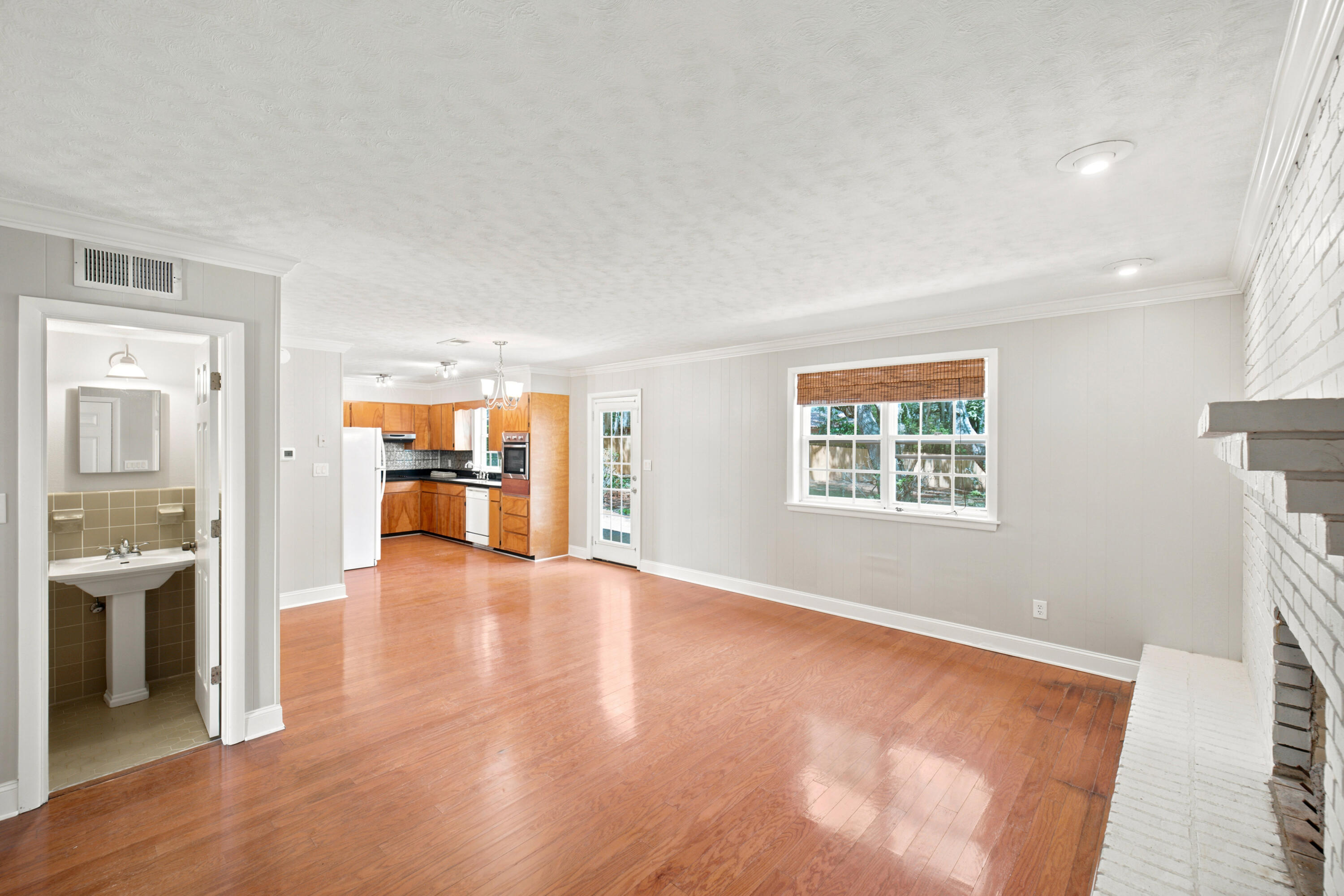 20 NW Sherwood Road Fort Walton Beach FL 32547
