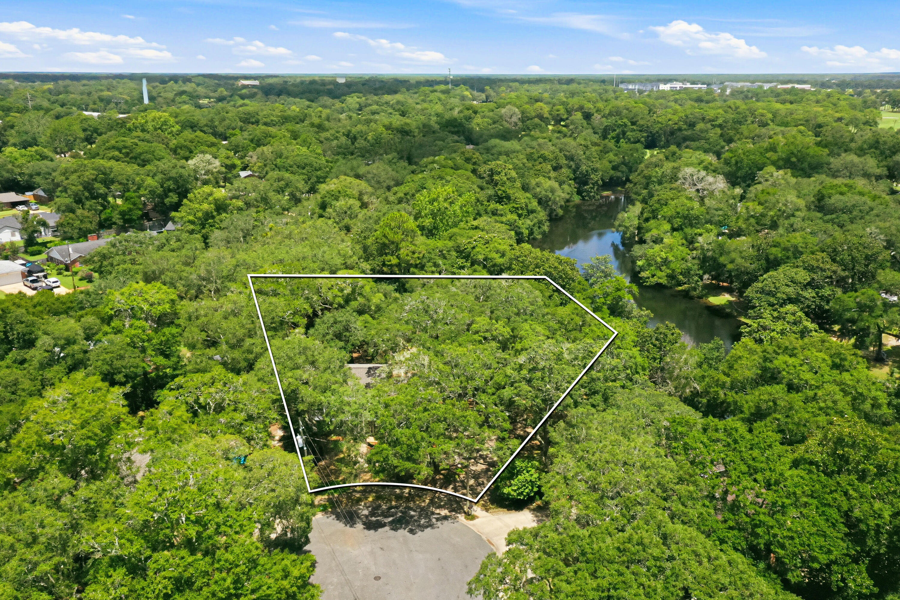 20 NW Sherwood Road Fort Walton Beach FL 32547