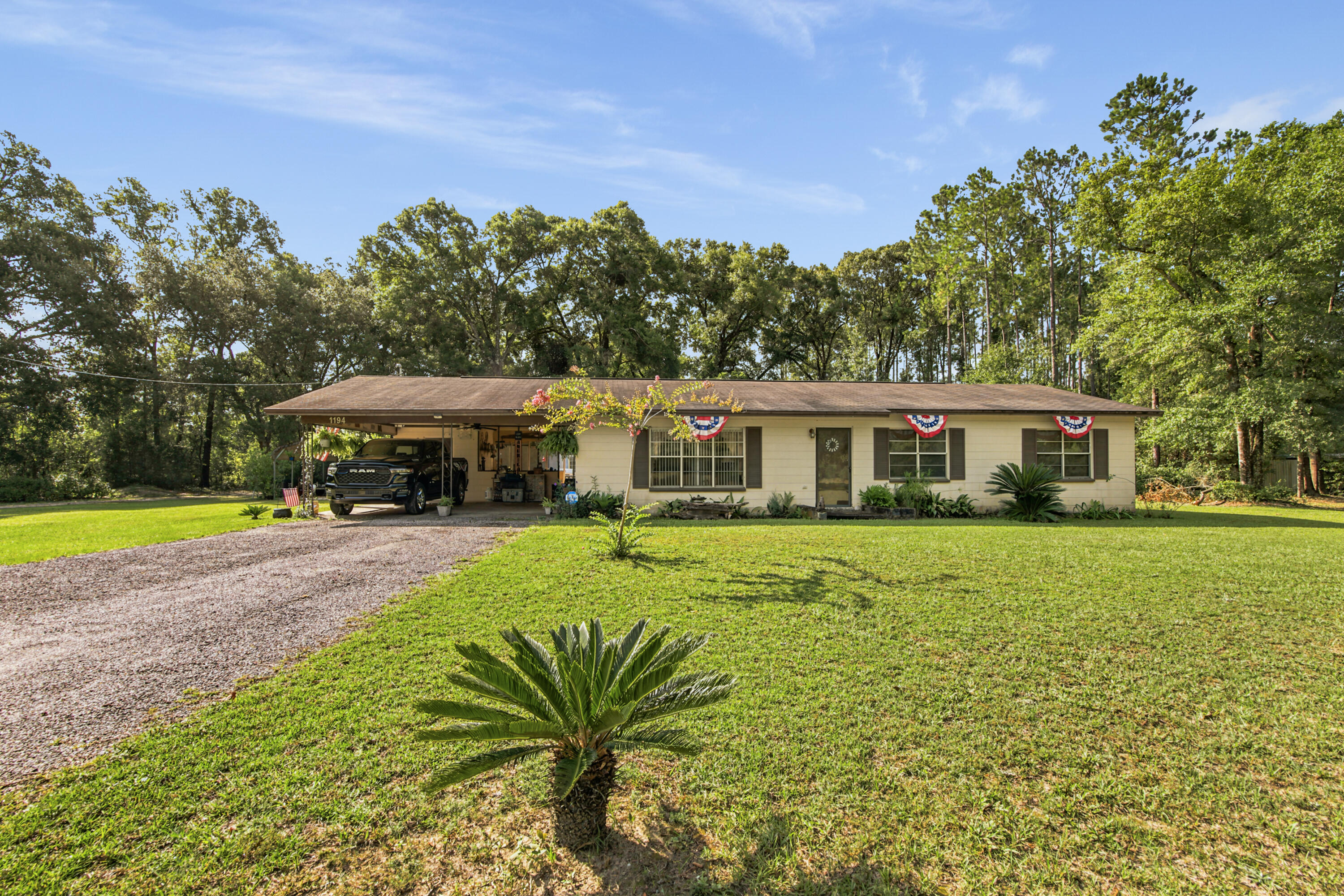1194 County Hwy 181c Ponce De Leon FL 32455