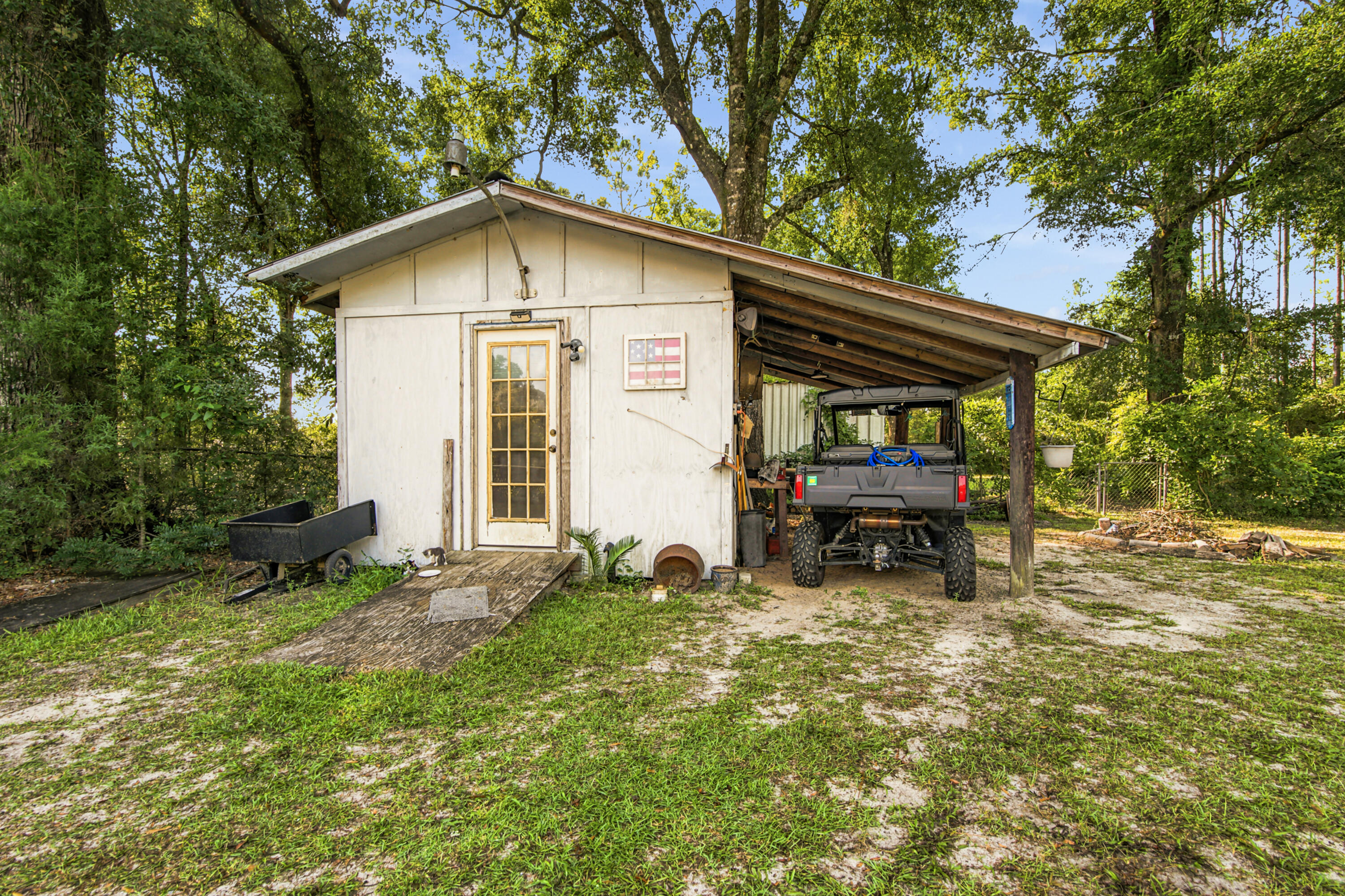 1194 County Hwy 181c Ponce De Leon FL 32455