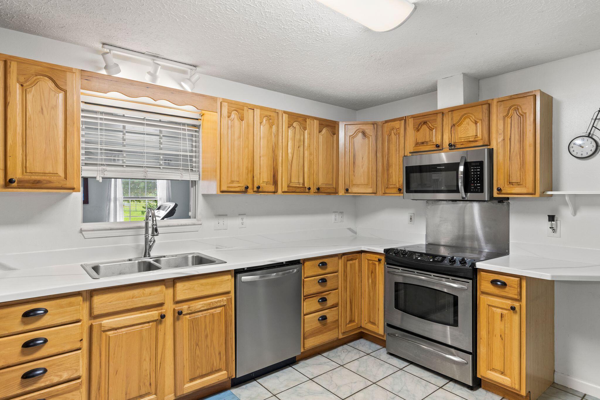 9140 Steel Field Road Panama City Beach FL 32413