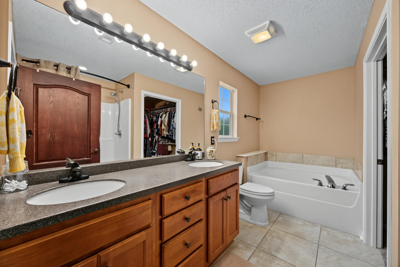 6107 Old Hickory Road Crestview FL 32539