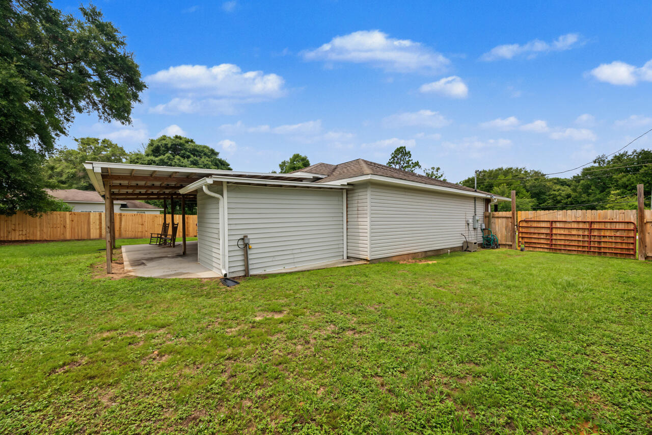 6107 Old Hickory Road Crestview FL 32539