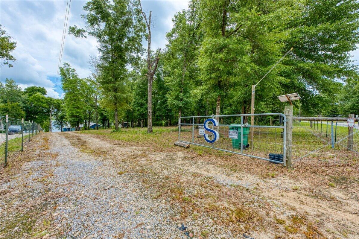 79 Kings Lake Boulevard Defuniak Springs FL 32433