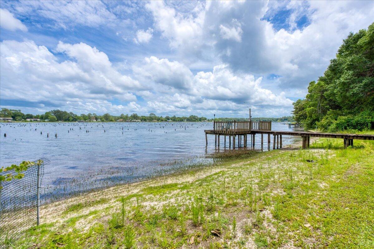 79 Kings Lake Boulevard Defuniak Springs FL 32433