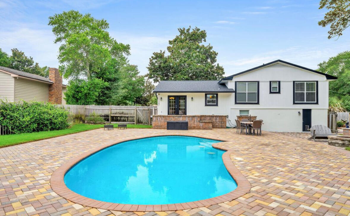 536 Benning Drive Destin FL 32541