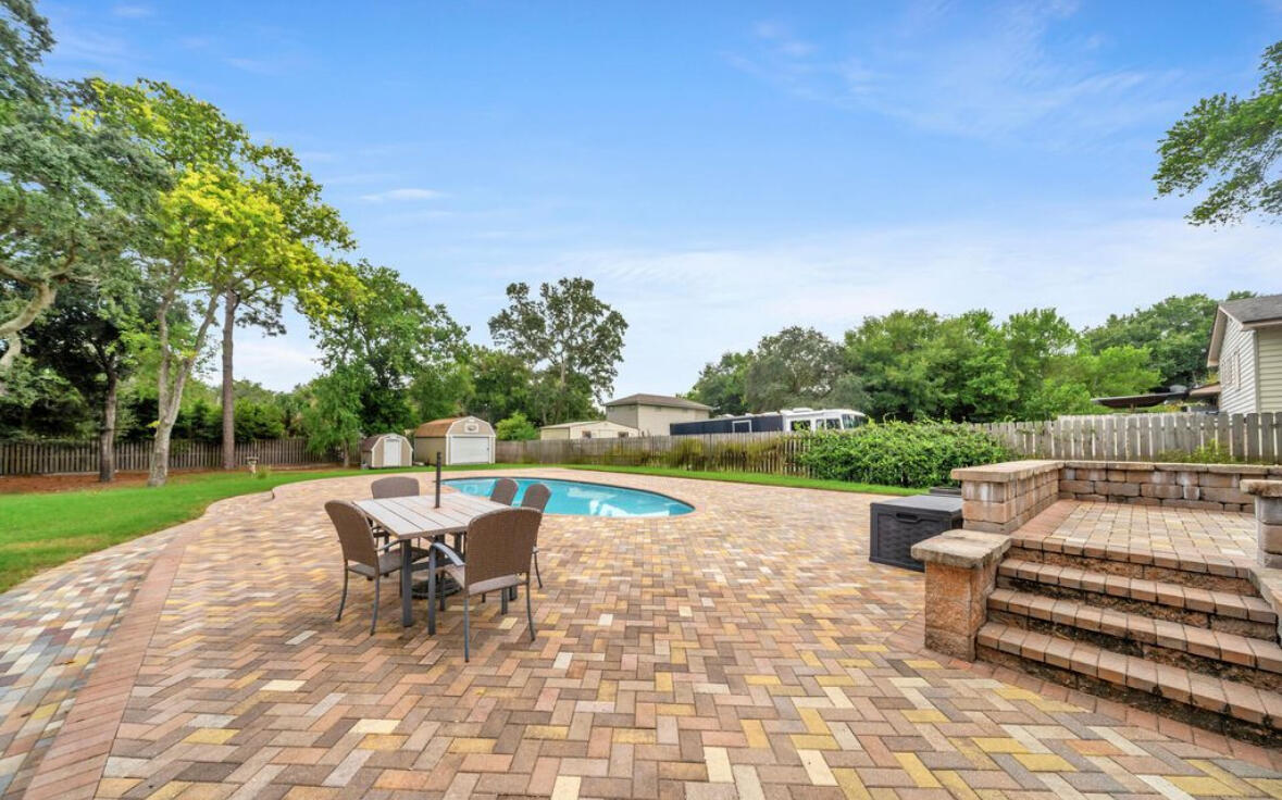536 Benning Drive Destin FL 32541