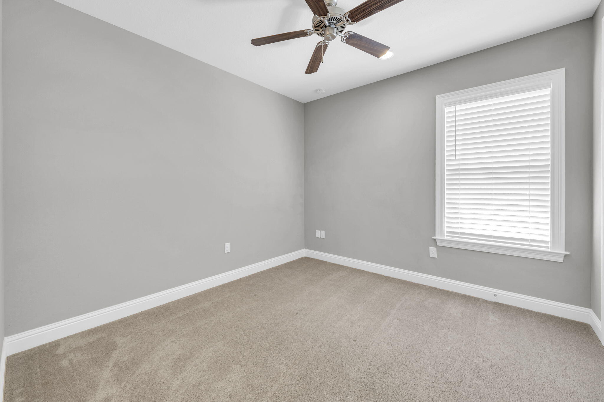48 Oaktree Boulevard Freeport FL 32439