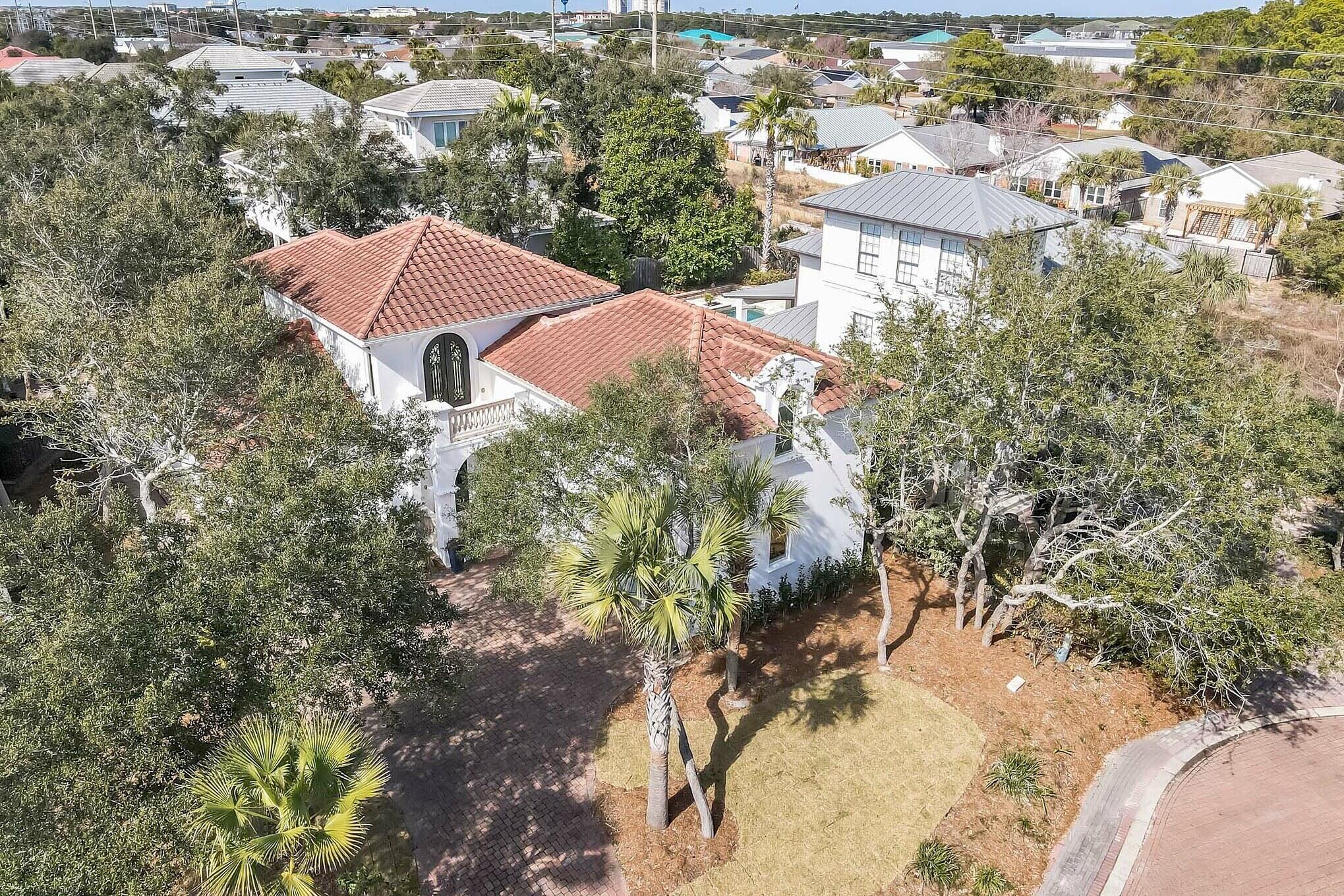 100 Vista Bluffs Destin FL 32541