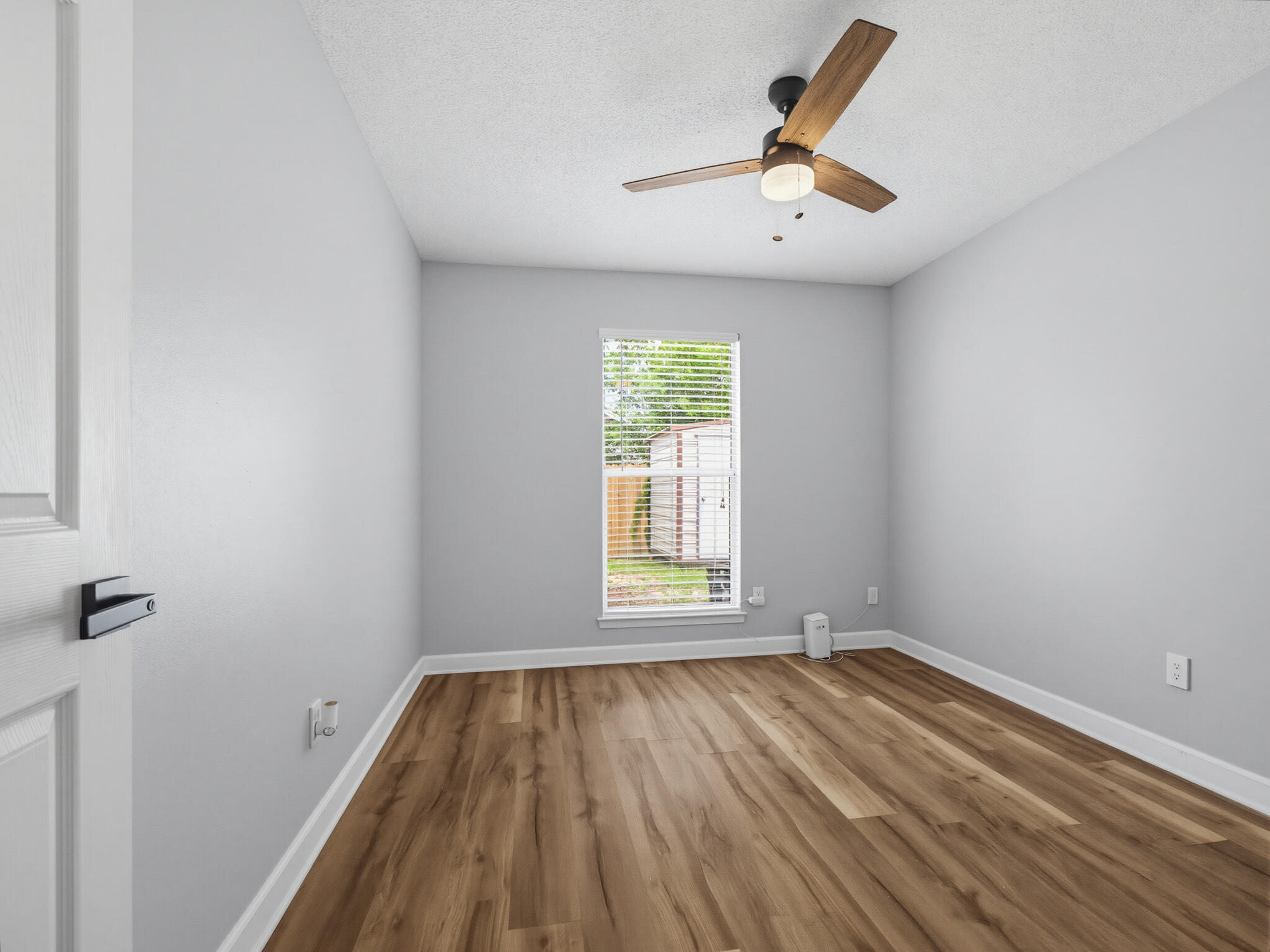 1565 Meadowbrook Court Niceville FL 32578