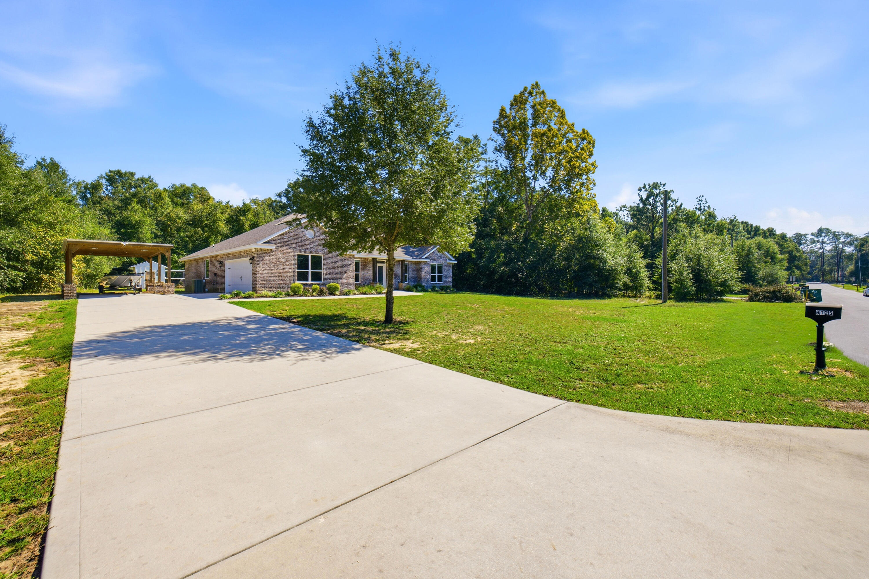 6125 Clover Street Crestview FL 32539