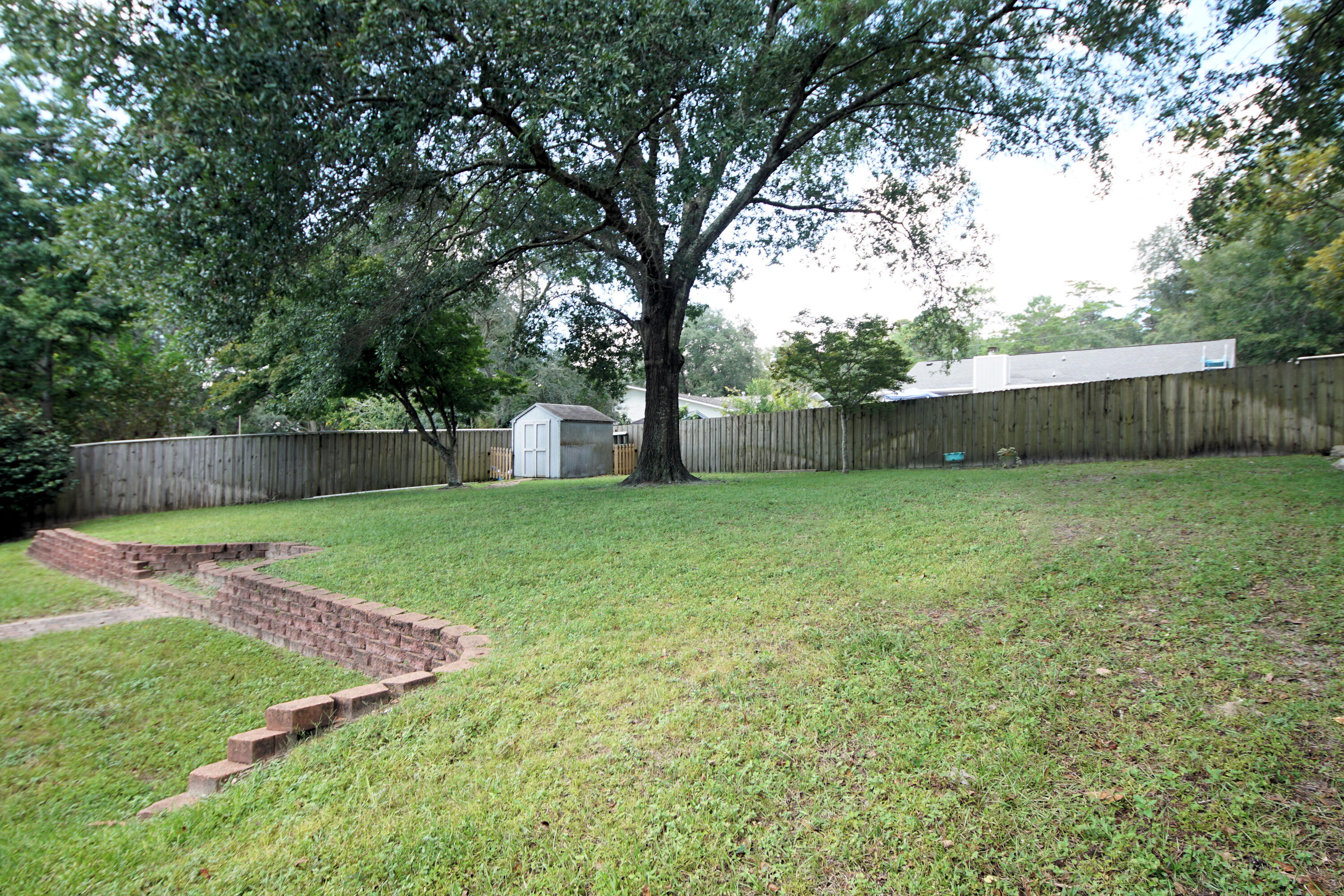 221 Karen Court Niceville FL 32578