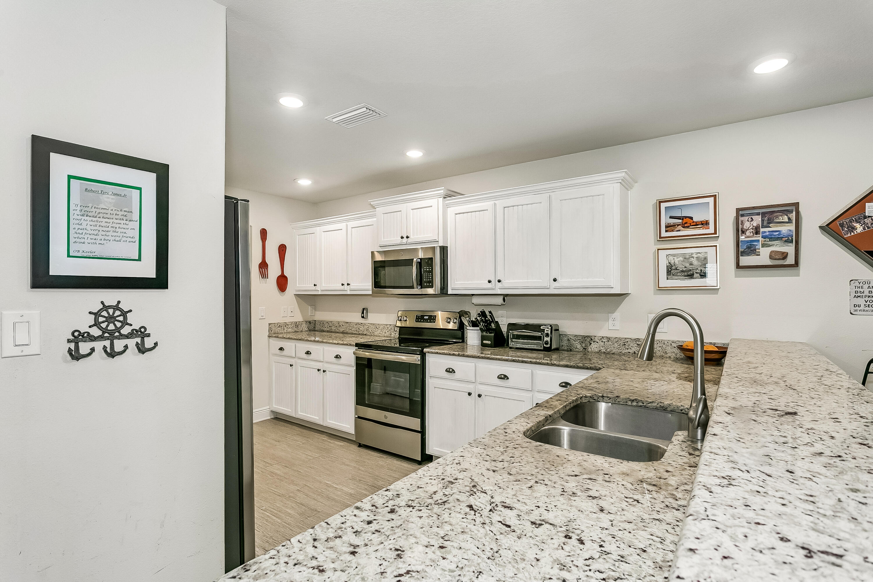 814 W Gregory Street Pensacola FL 32502