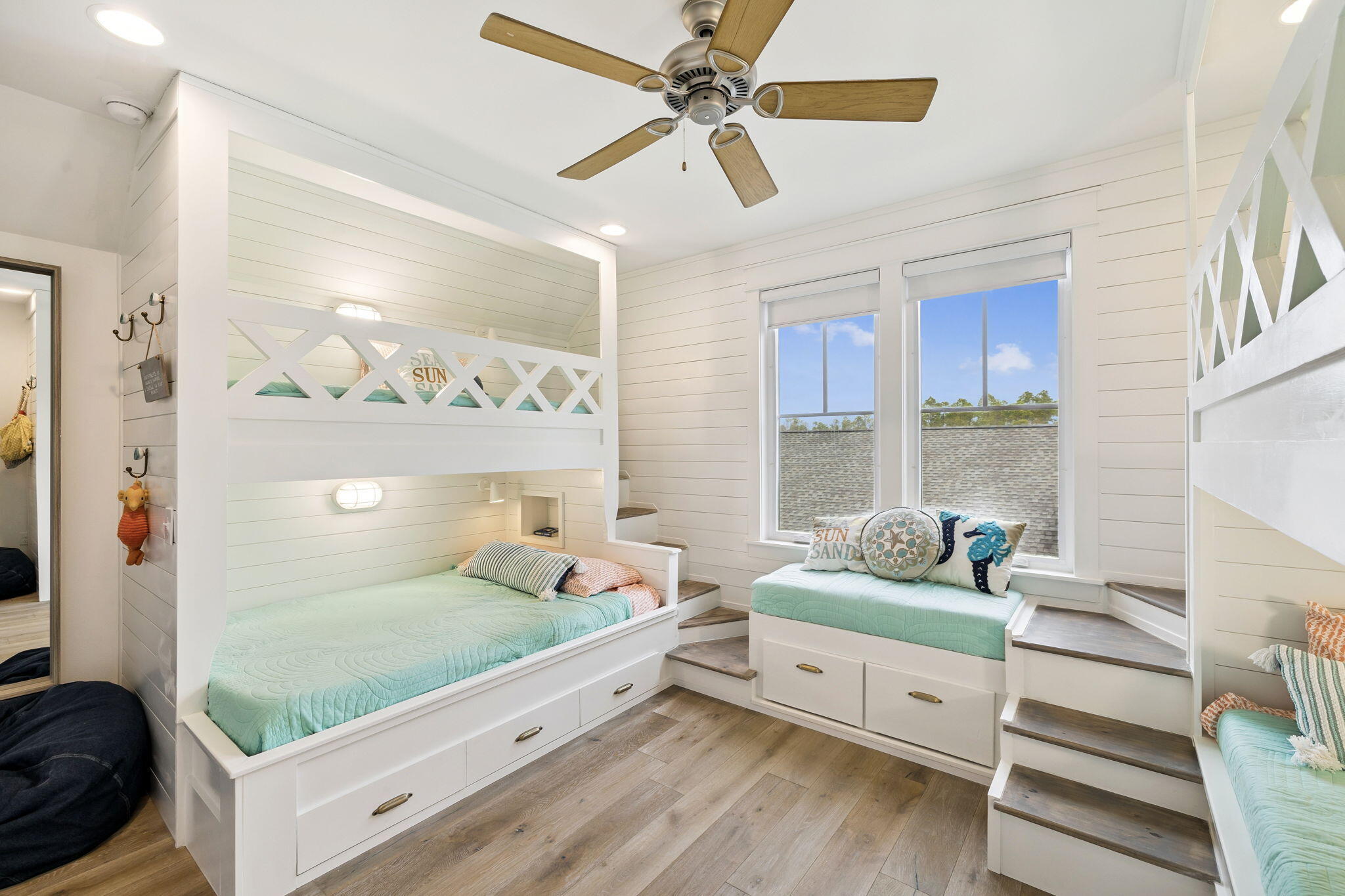 61 E Sandlefoot Lane Inlet Beach FL 32461