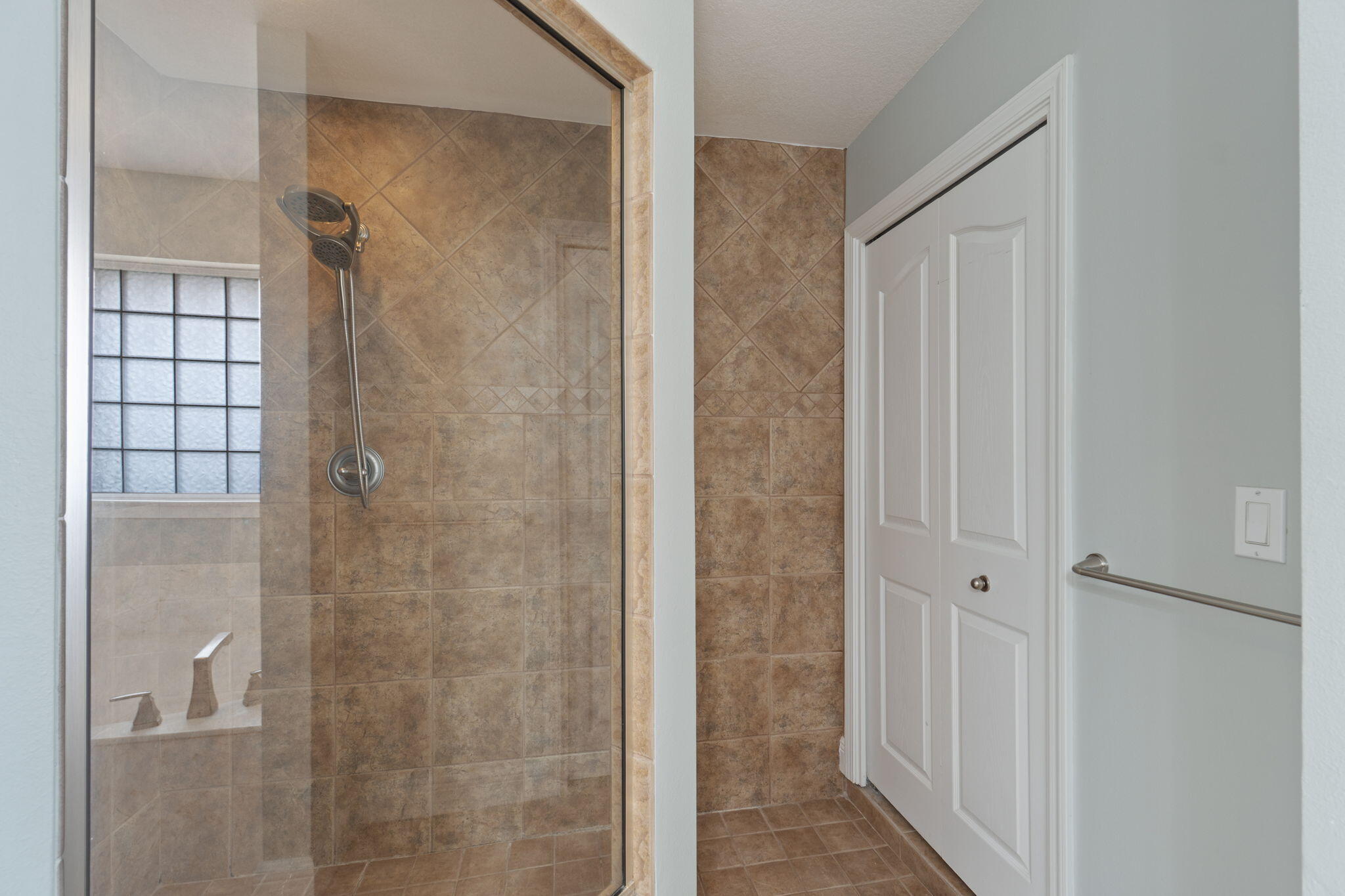 2704 Creeks Edge Lane Navarre FL 32566
