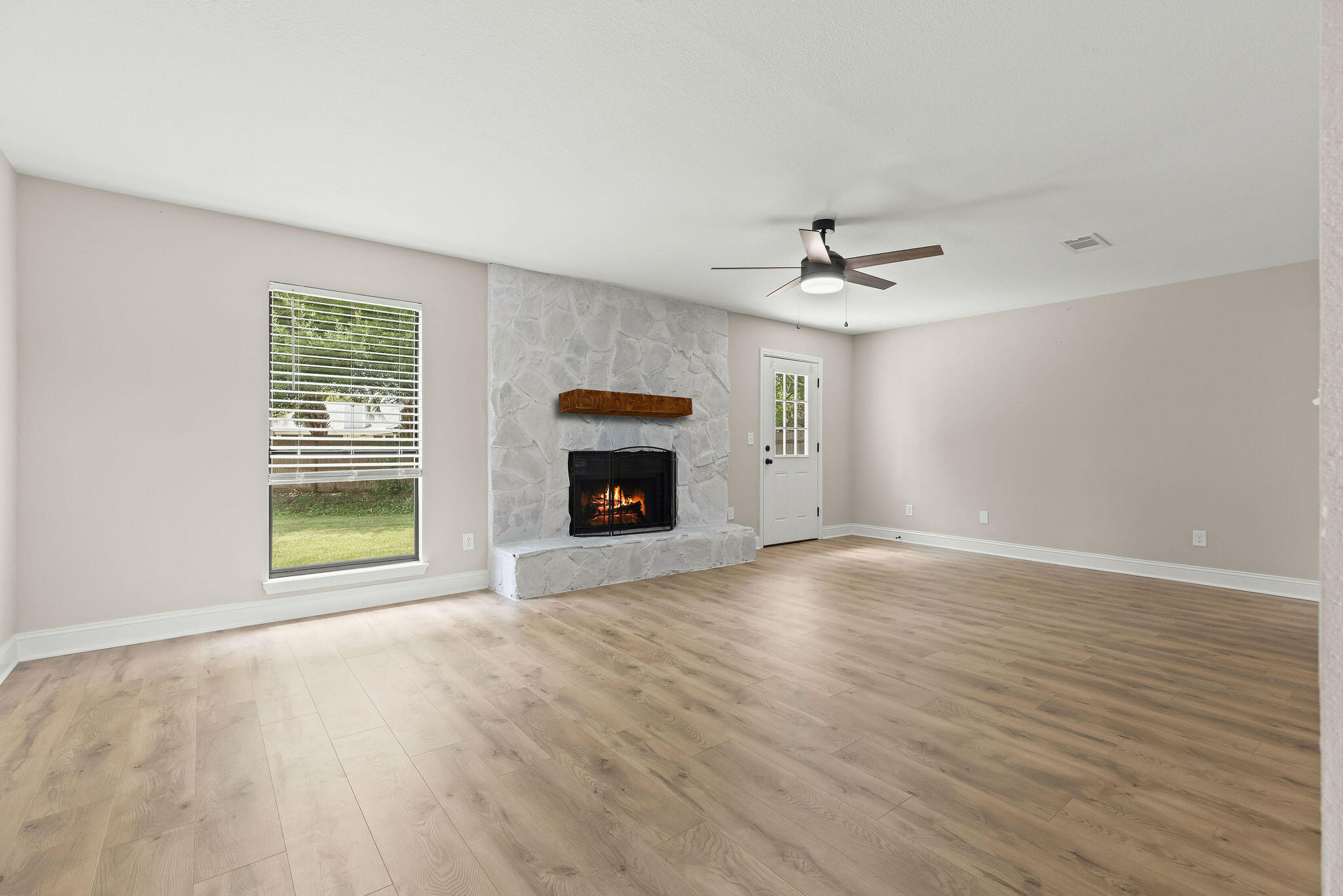1112 Airport Road Destin FL 32541