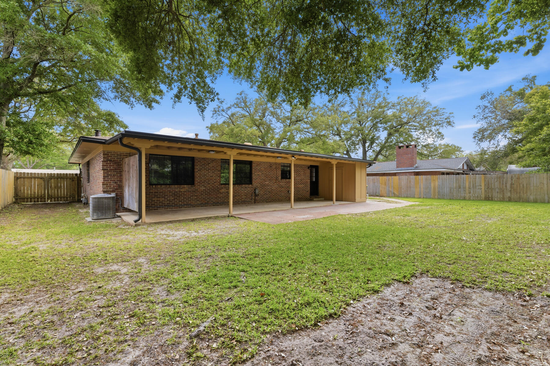 215 NW Sotir Street Fort Walton Beach FL 32548