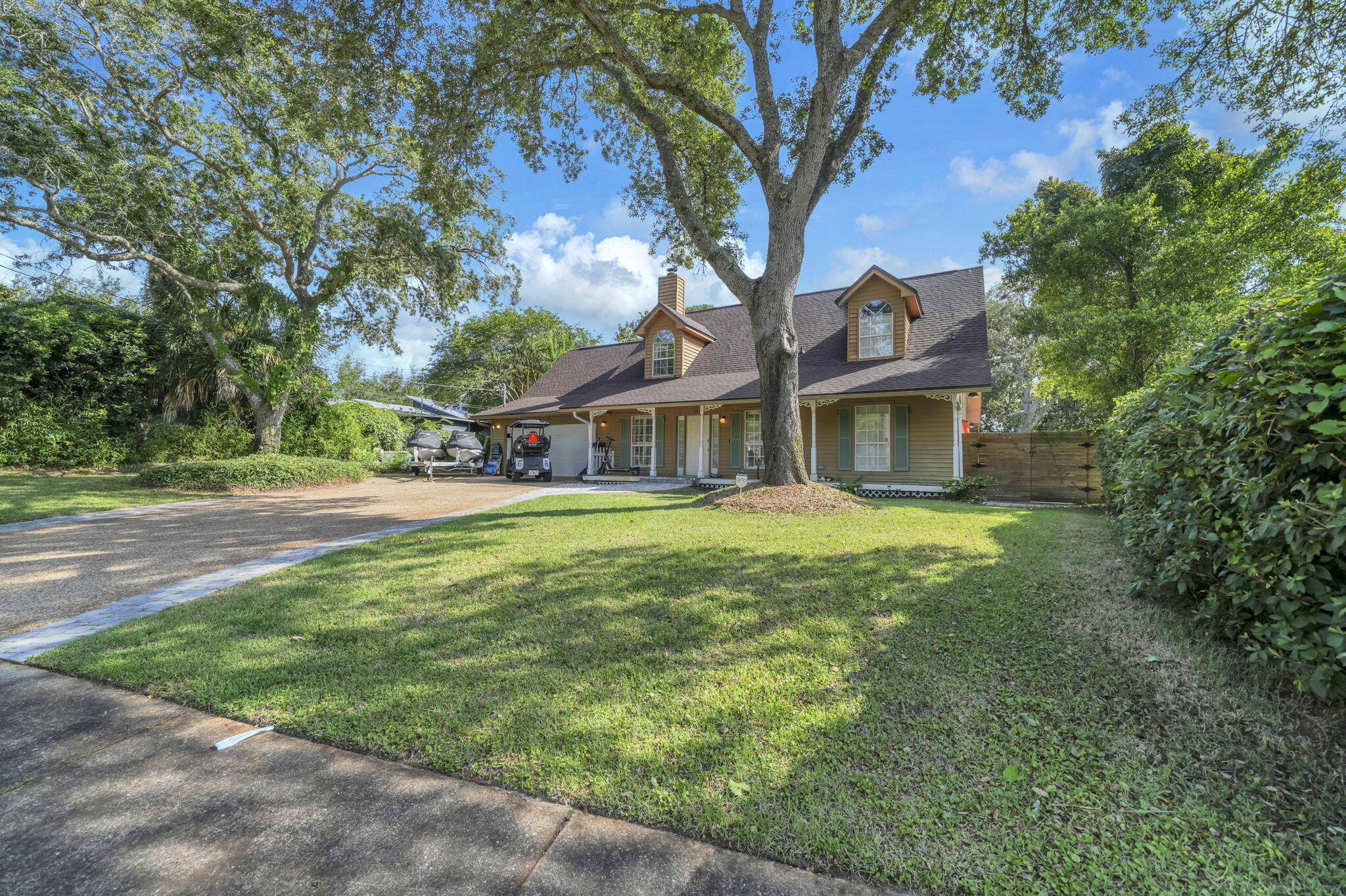702 N Lakeside Drive Destin FL 32541