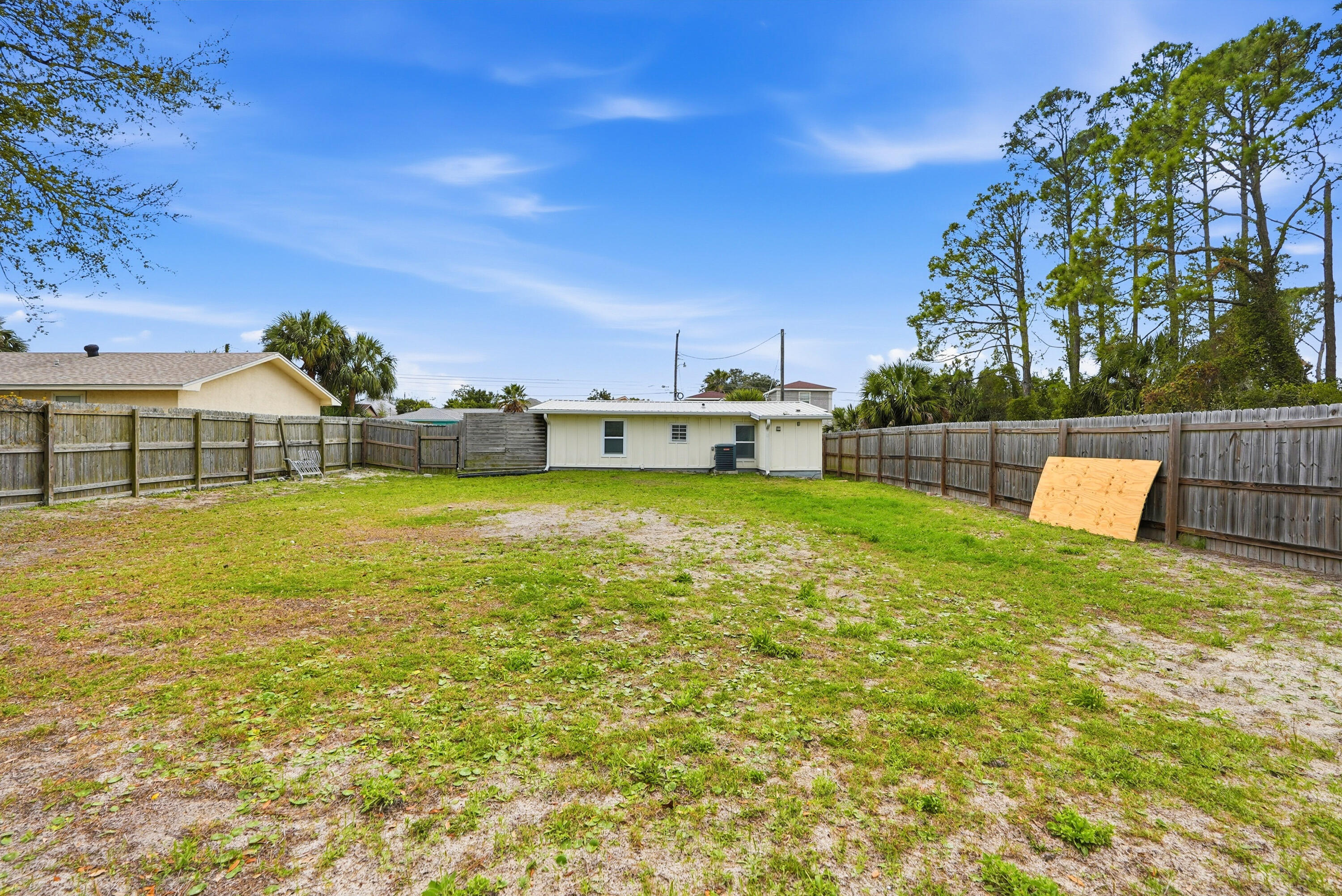 5616 Pinetree Avenue Panama City Beach FL 32408