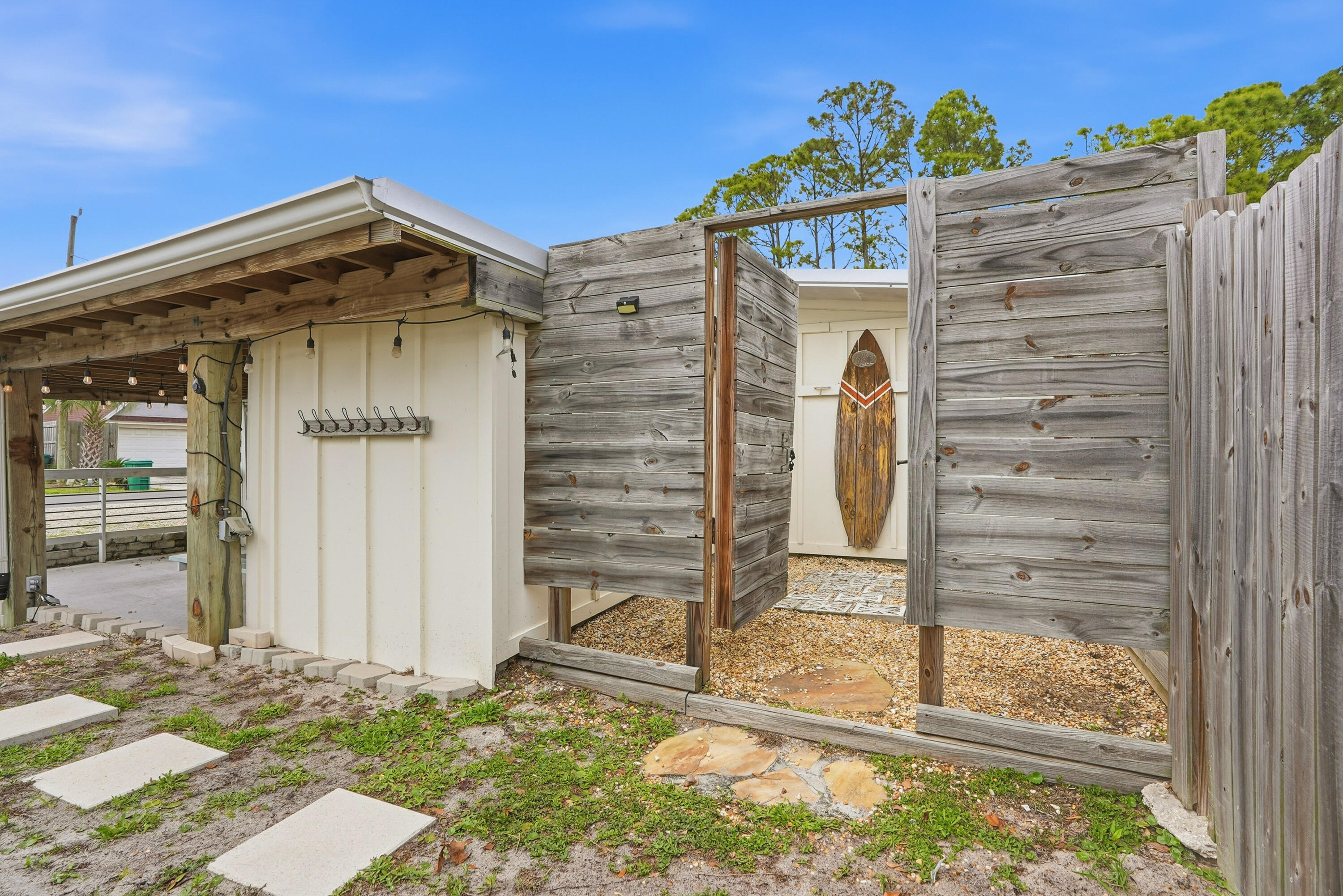 5616 Pinetree Avenue Panama City Beach FL 32408
