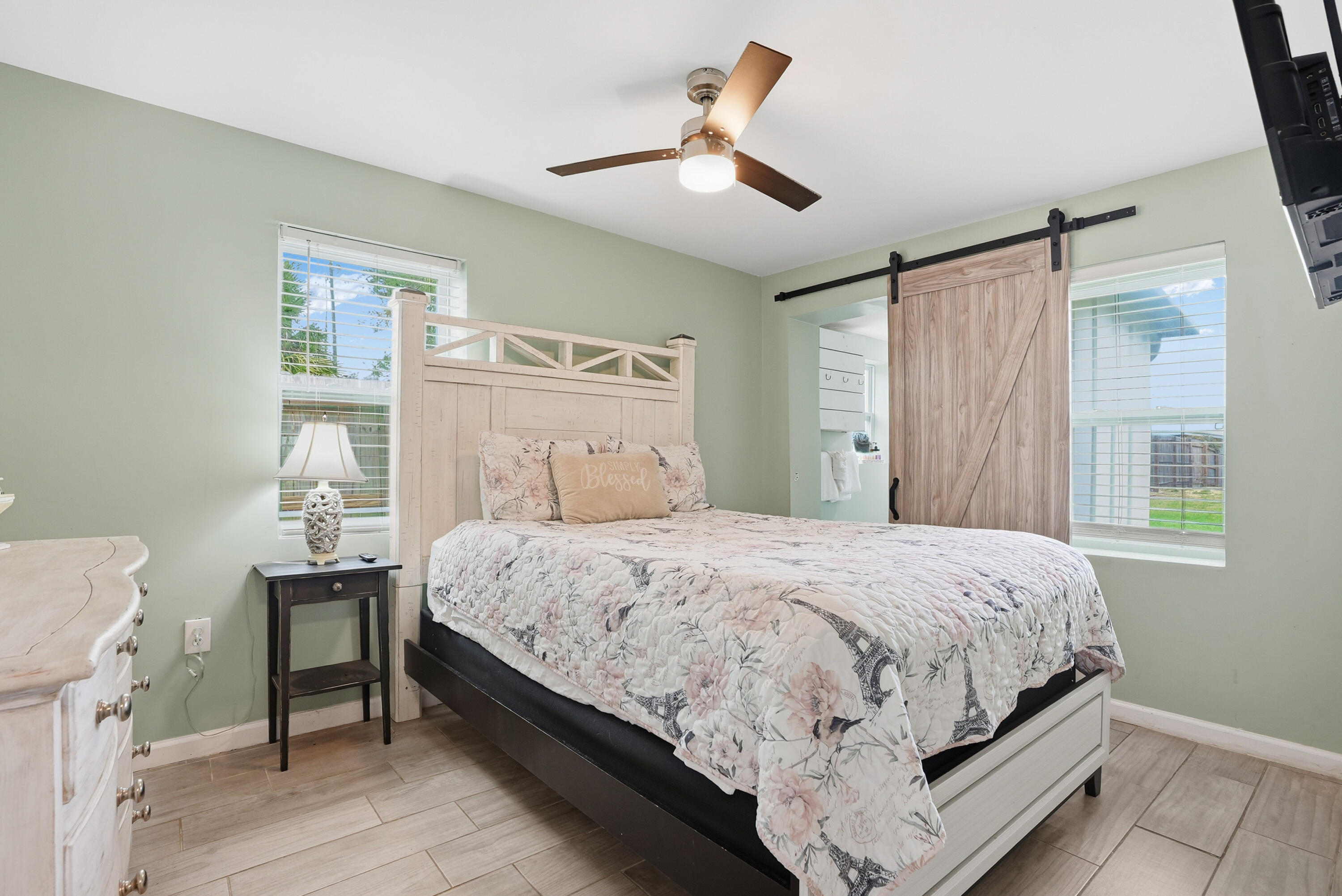 5616 Pinetree Avenue Panama City Beach FL 32408