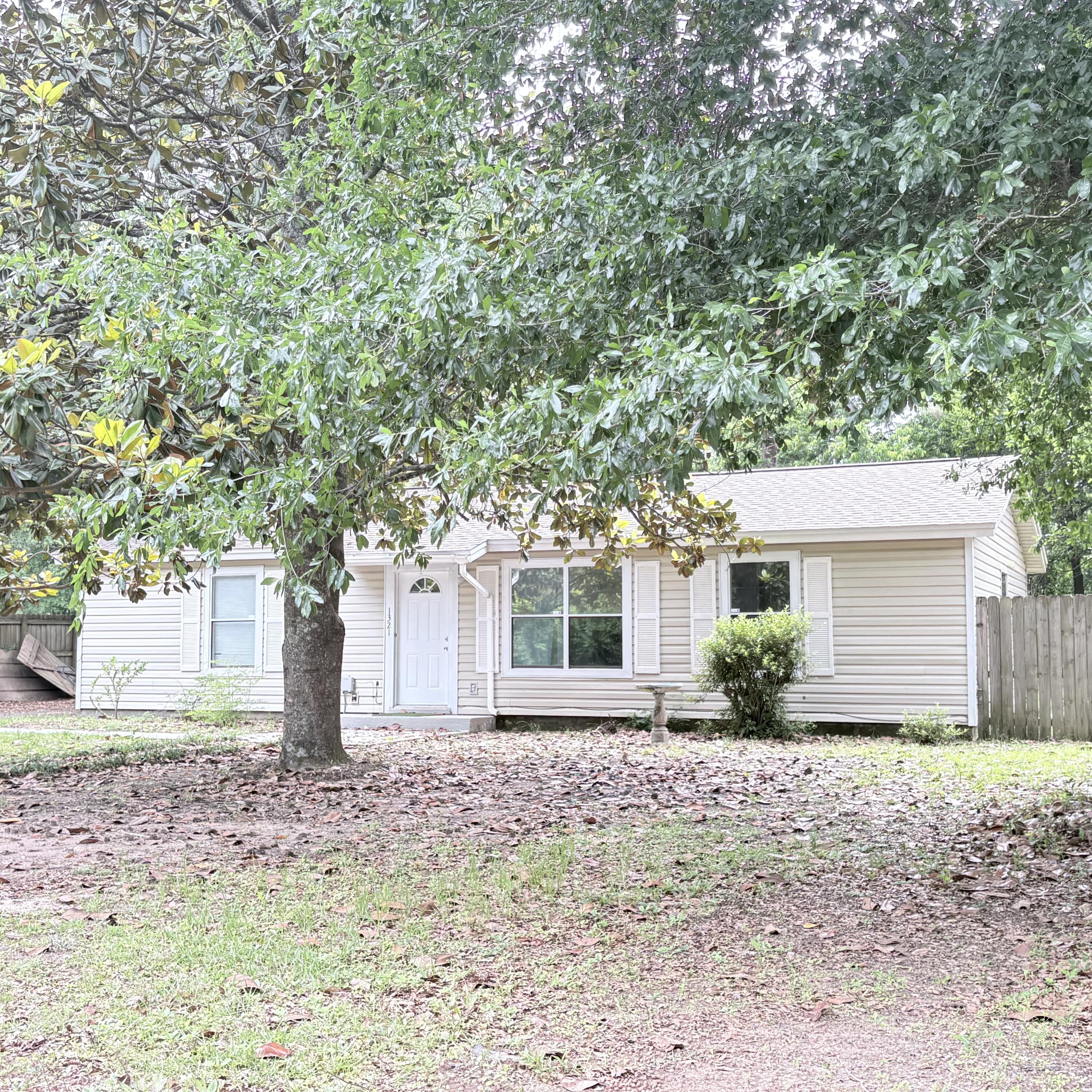 1321 Sunshine Drive Crestview FL 32539