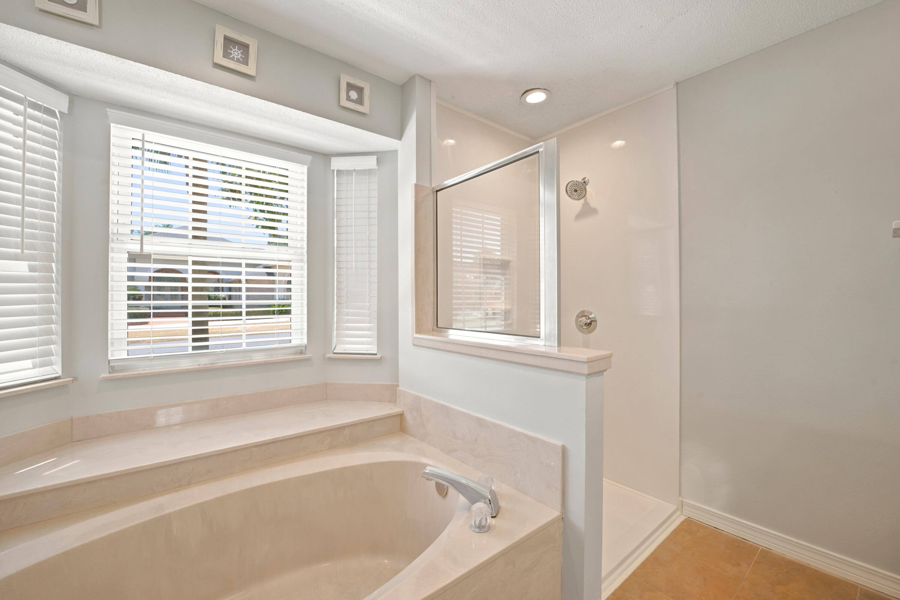 9526 Monaco Circle Navarre FL 32566