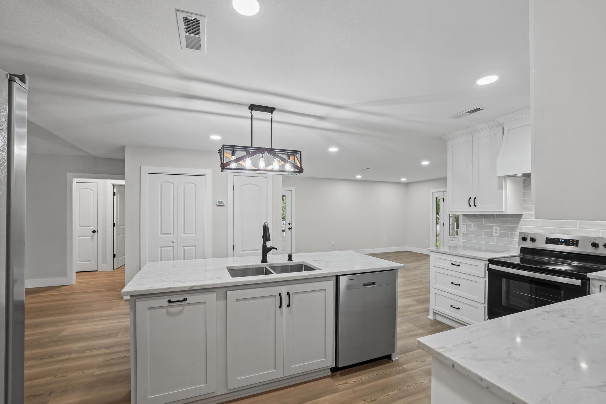 105 Drew Court Niceville FL 32578