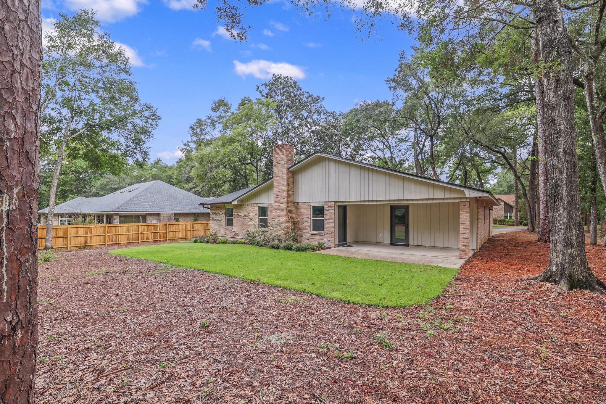 105 Drew Court Niceville FL 32578