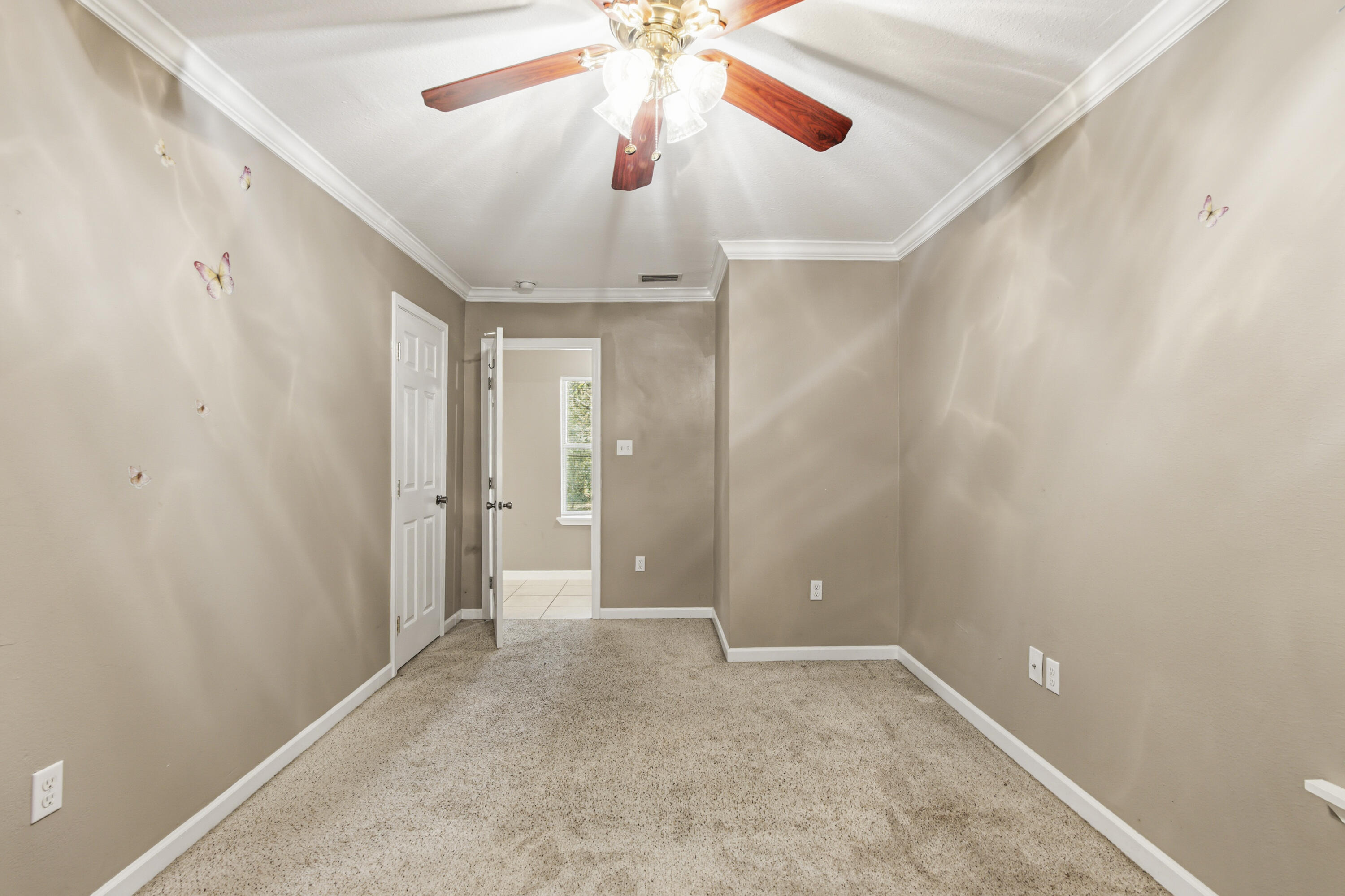 120 N Davis Lane Defuniak Springs FL 32433