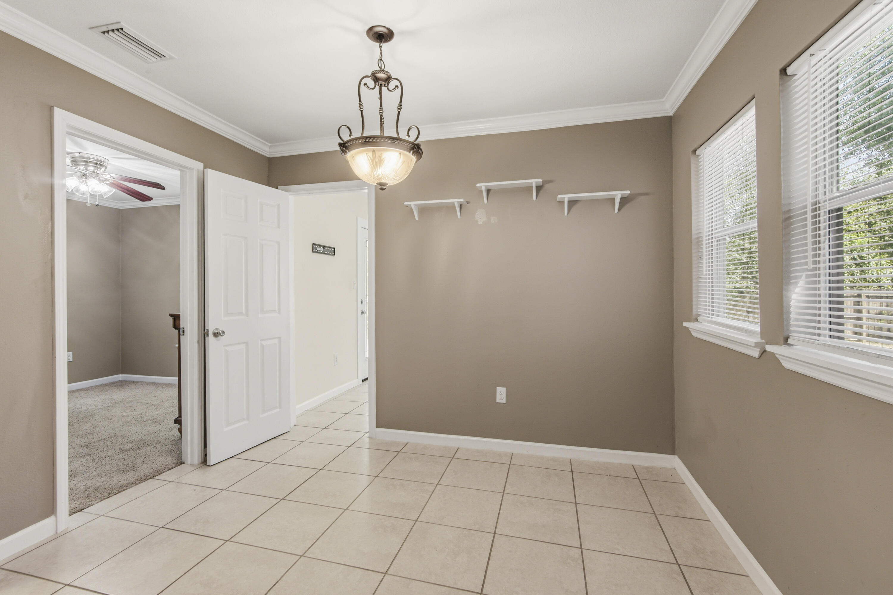 120 N Davis Lane Defuniak Springs FL 32433