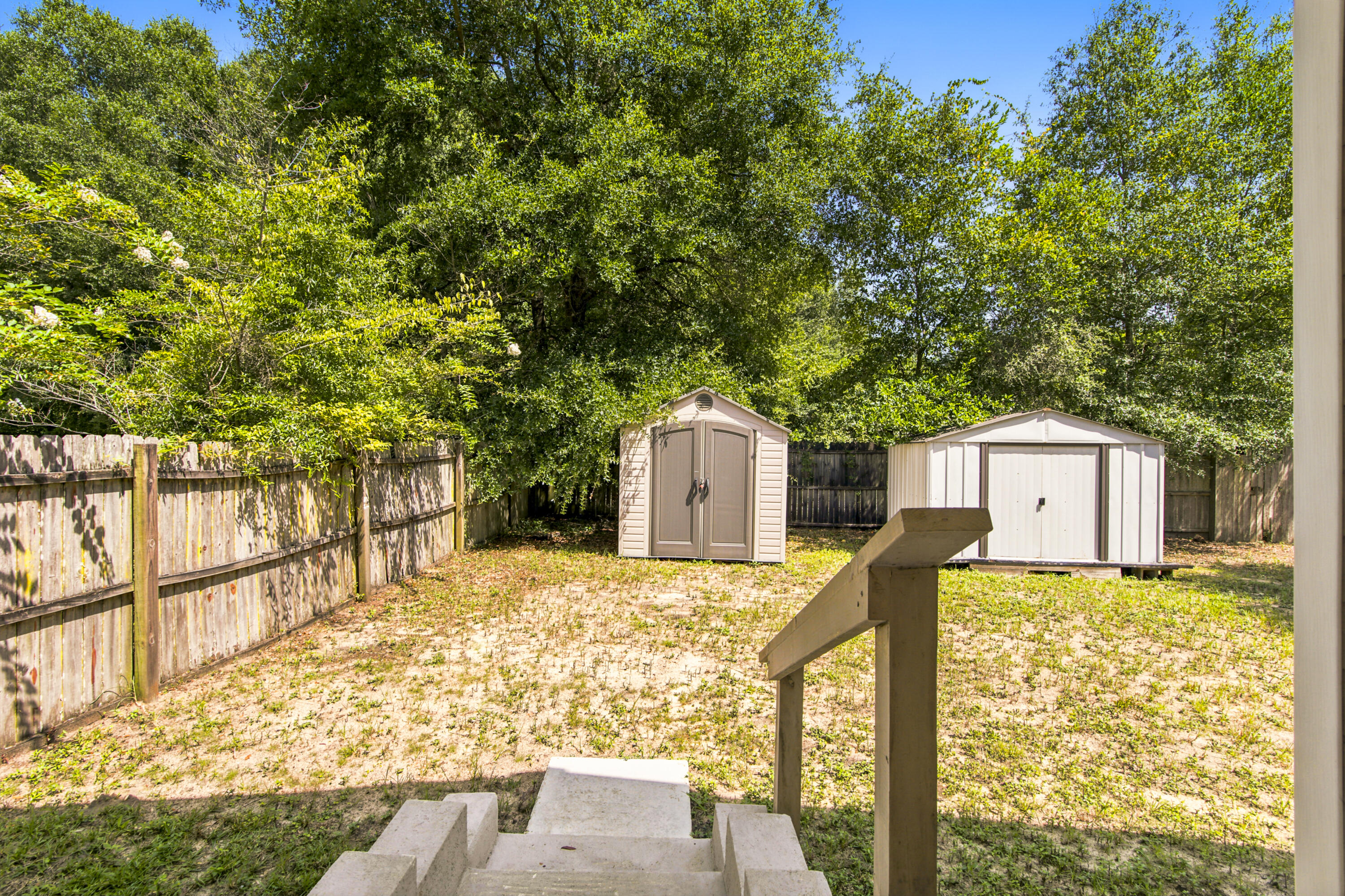 120 N Davis Lane Defuniak Springs FL 32433
