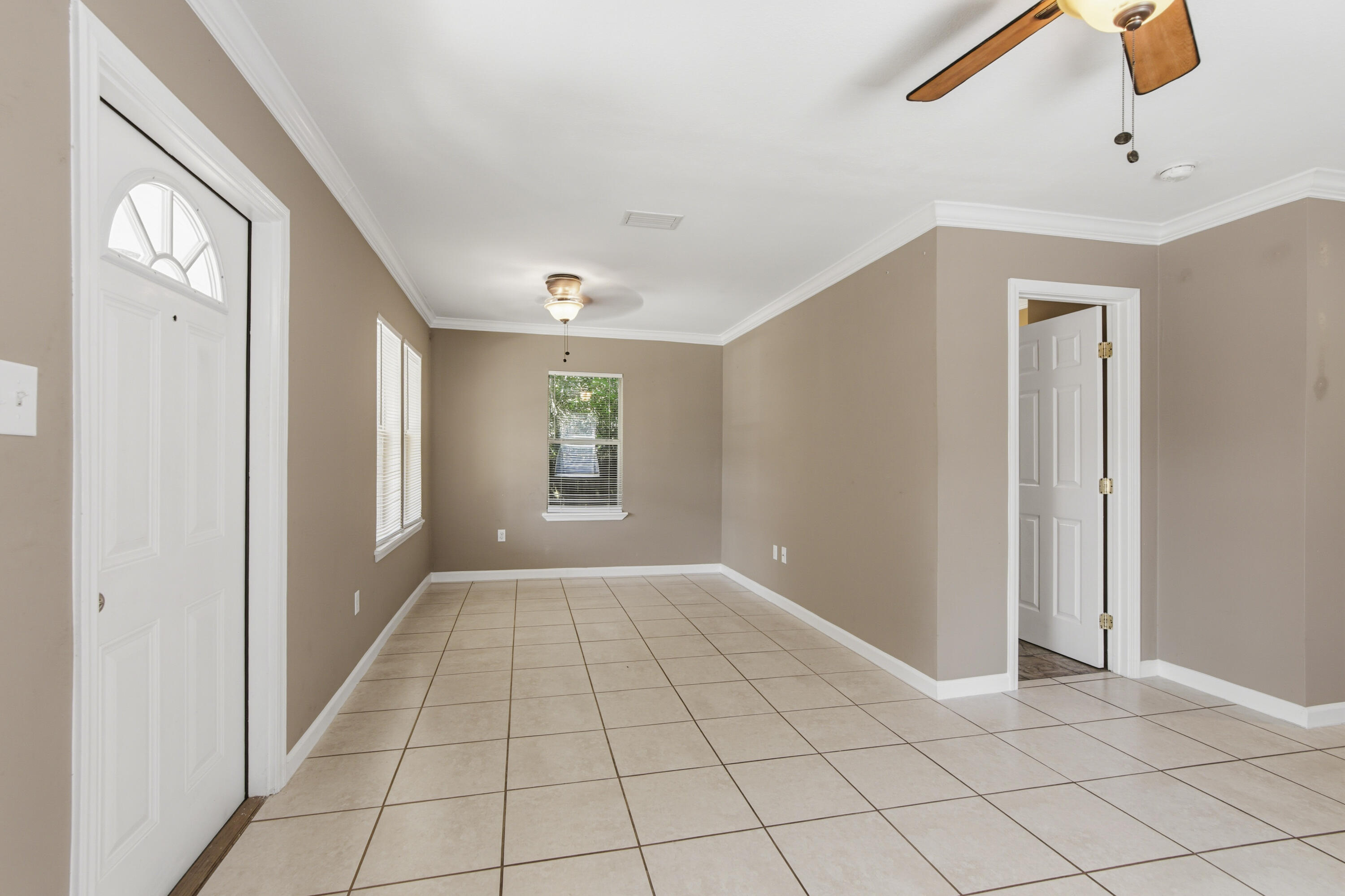 120 N Davis Lane Defuniak Springs FL 32433