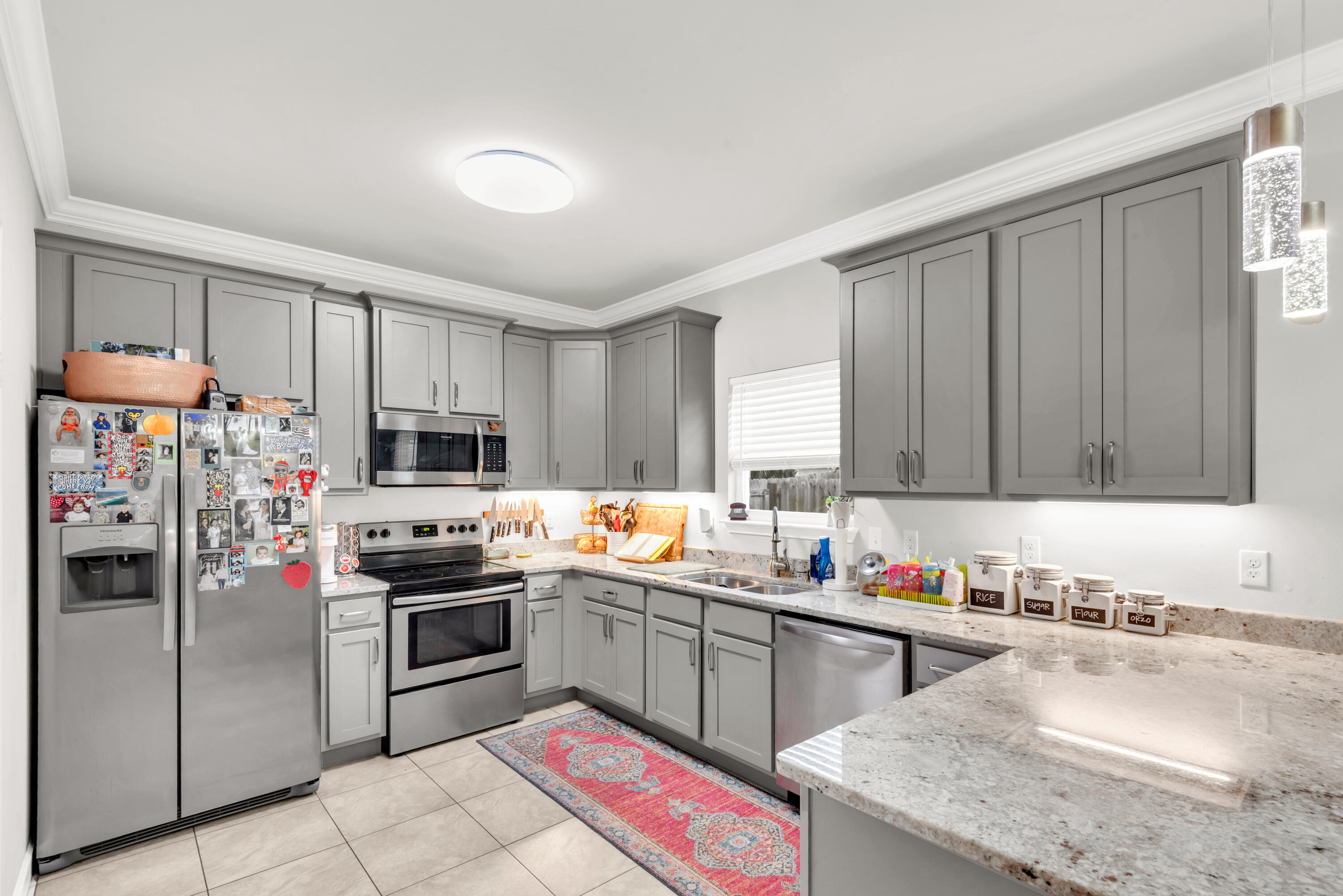 467 Sara Avenue Mary Esther FL 32569