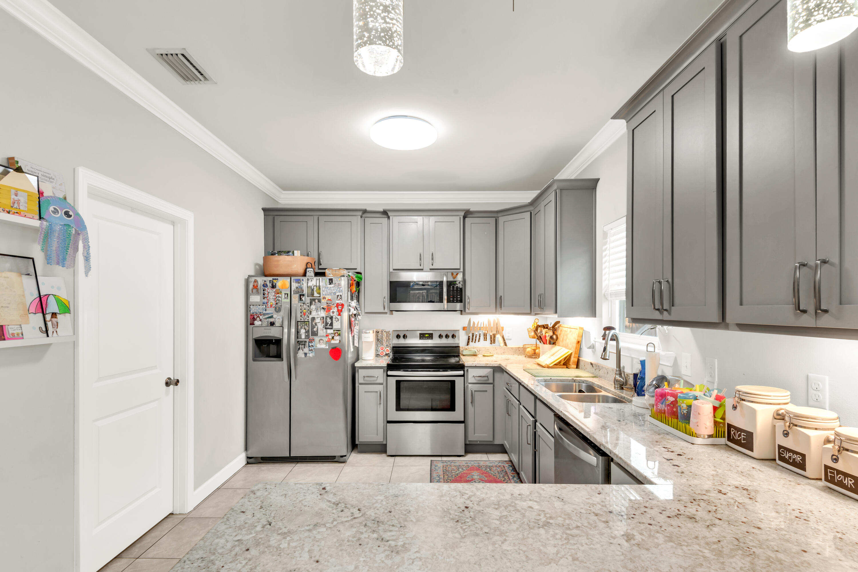467 Sara Avenue Mary Esther FL 32569