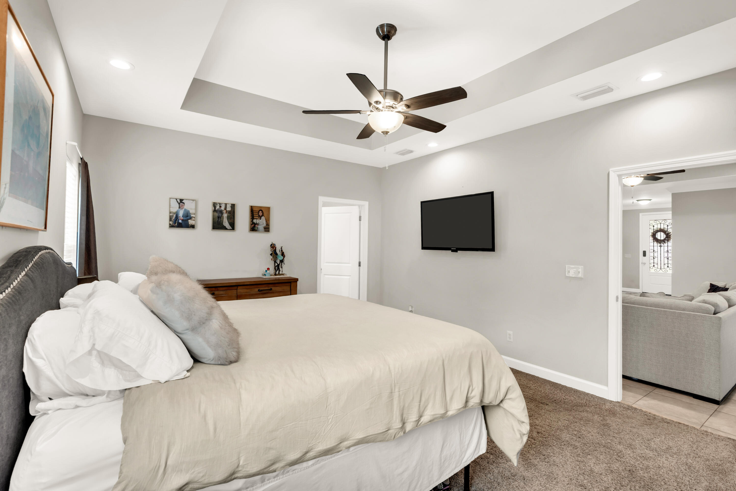 467 Sara Avenue Mary Esther FL 32569