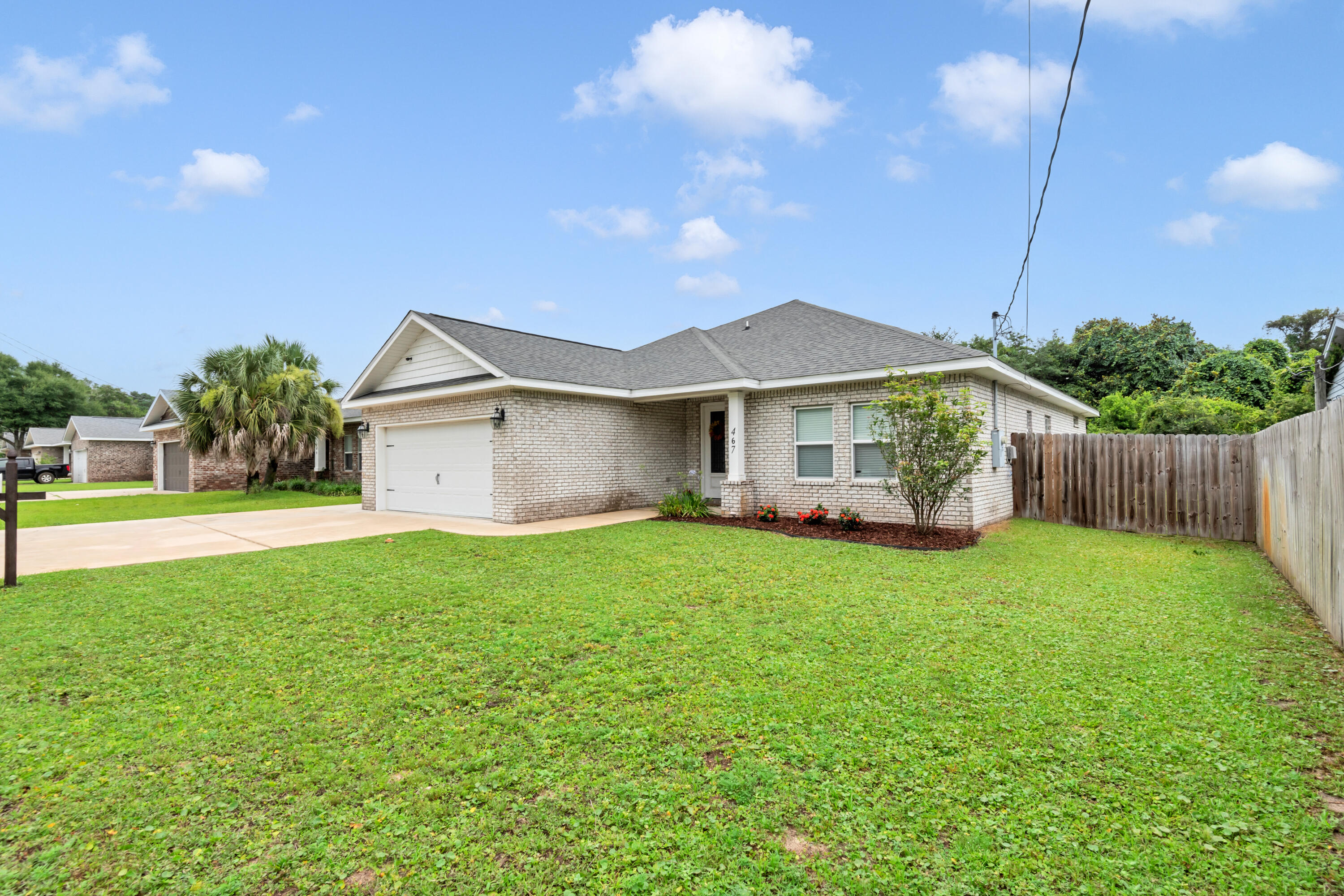 467 Sara Avenue Mary Esther FL 32569