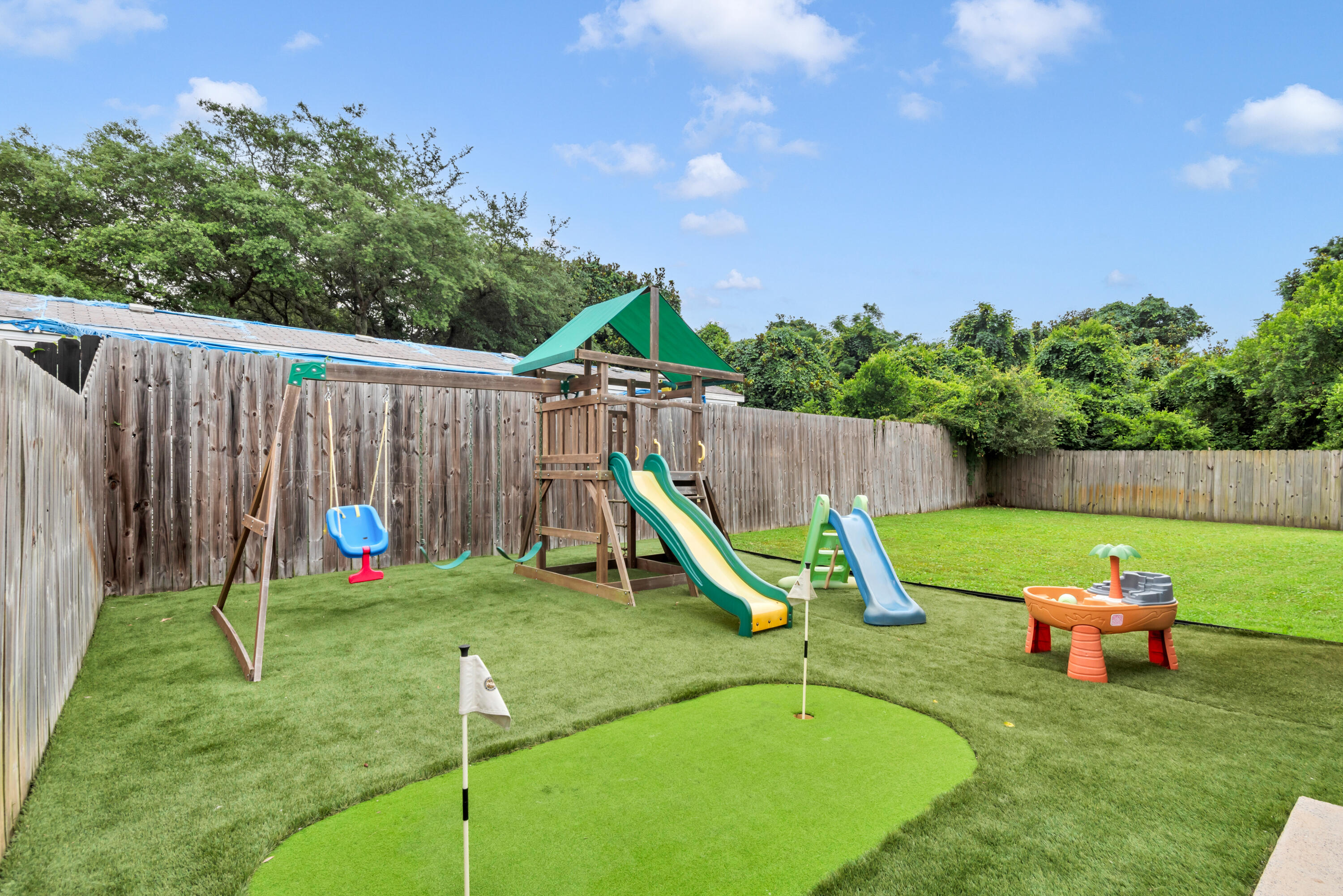 467 Sara Avenue Mary Esther FL 32569