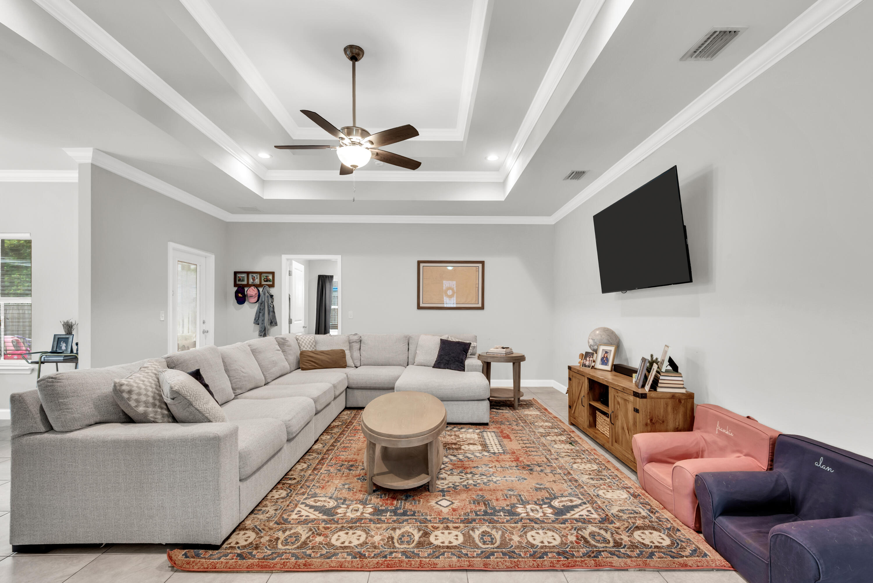 467 Sara Avenue Mary Esther FL 32569