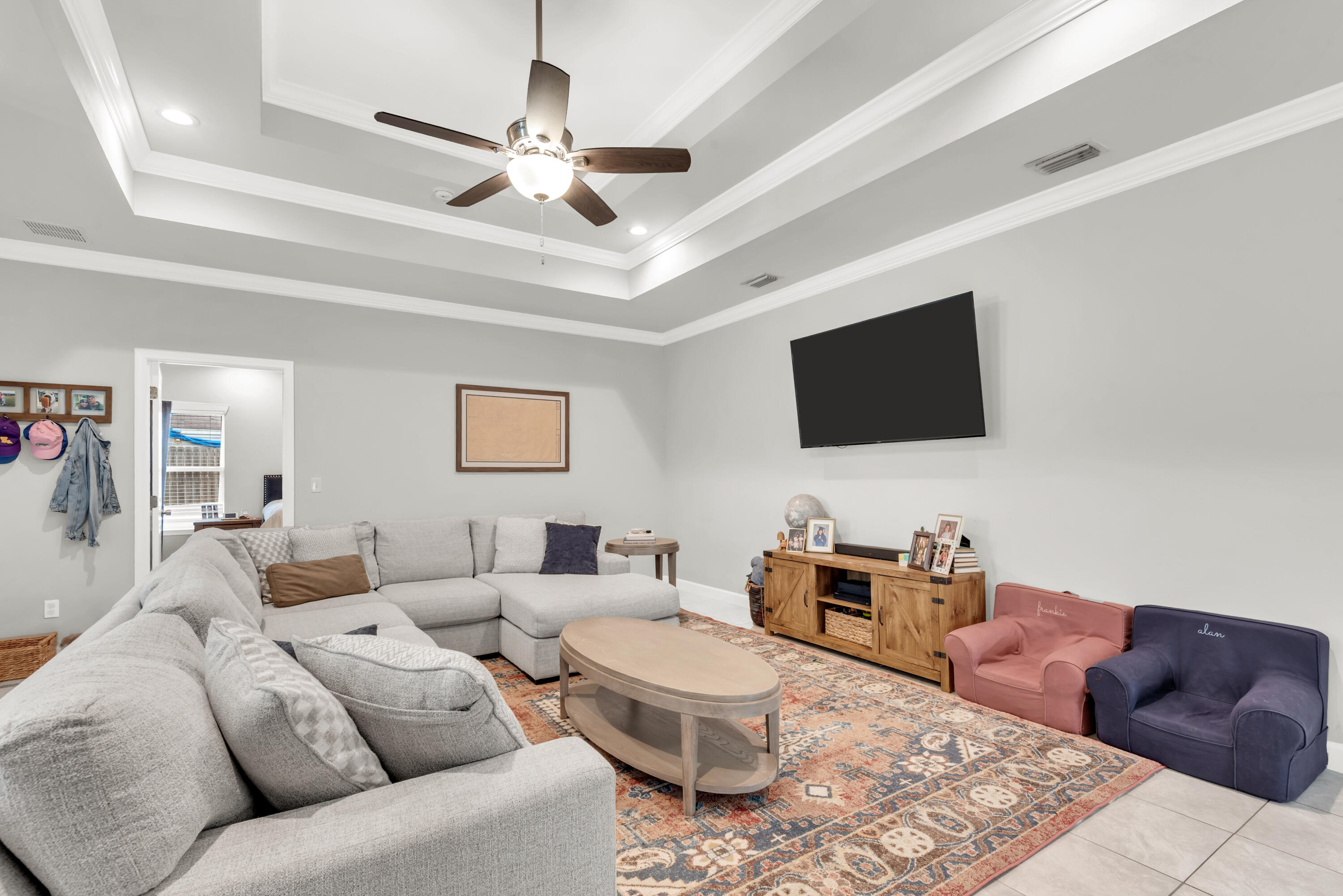 467 Sara Avenue Mary Esther FL 32569