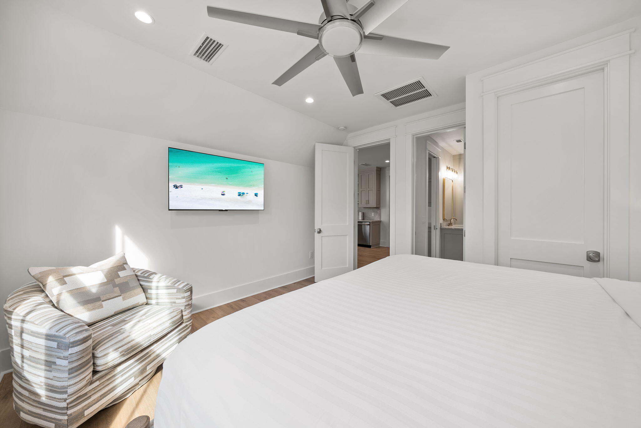 153 Cedar Street Point Washington FL 32459